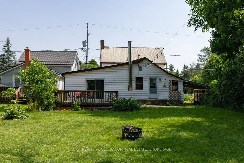 548 Moira Street
