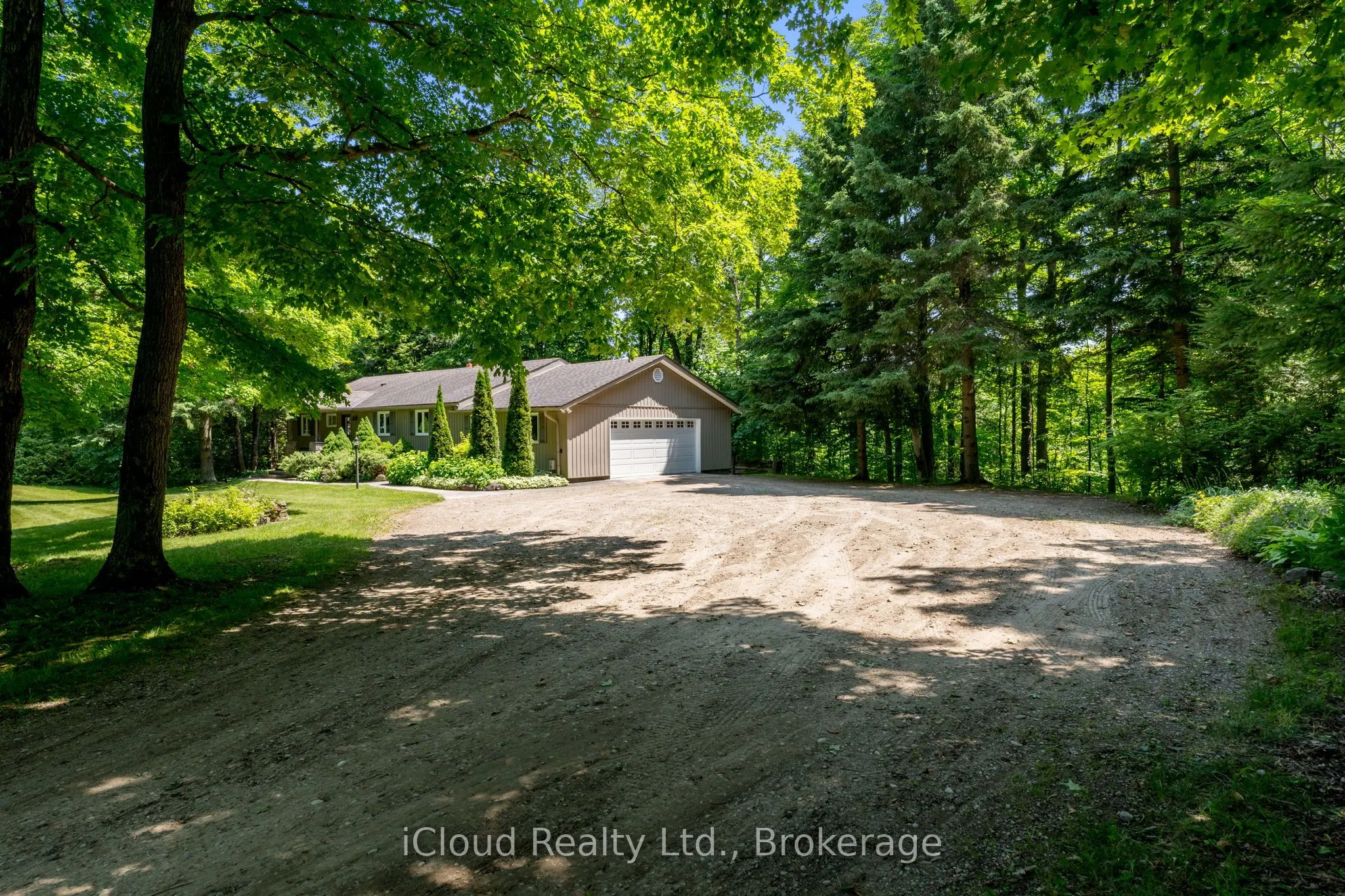 487202 30 Side Road