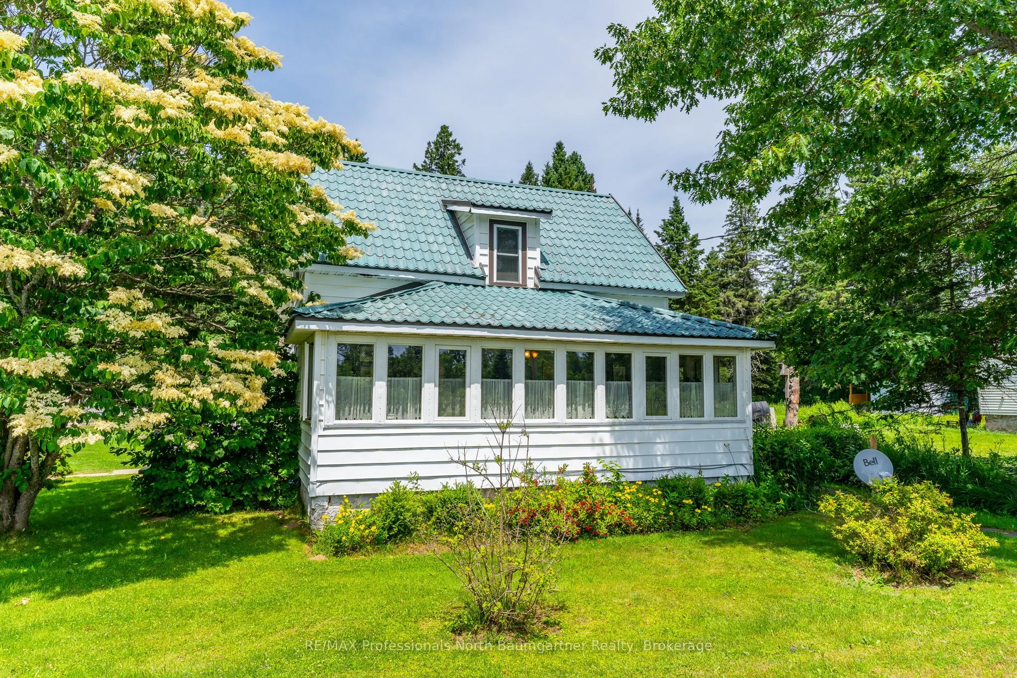 4745 Gelert Road