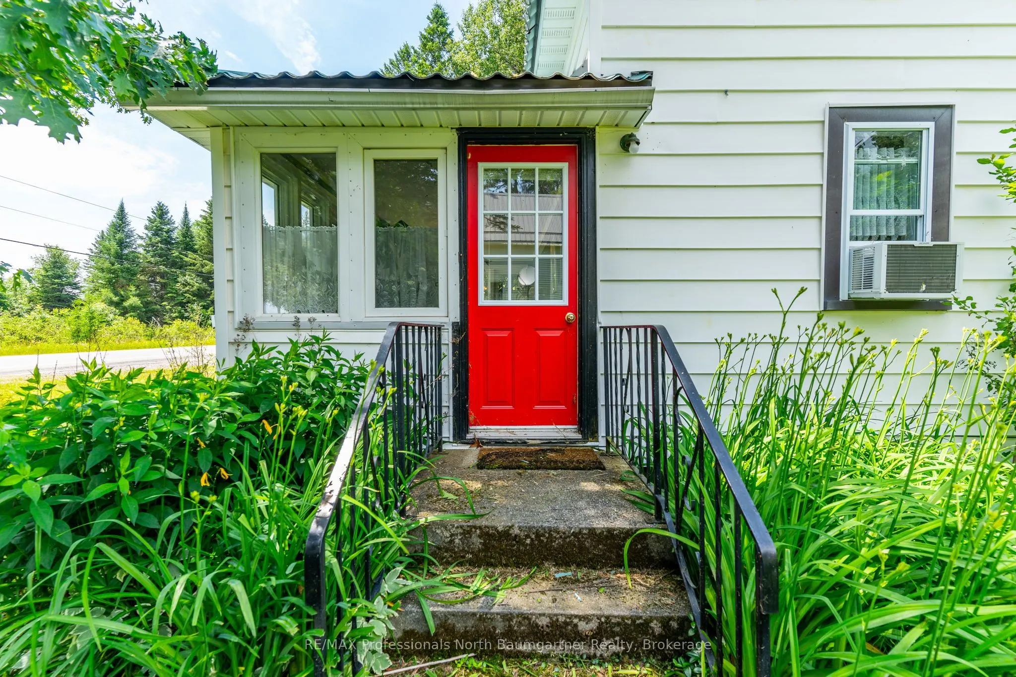 4745 Gelert Road