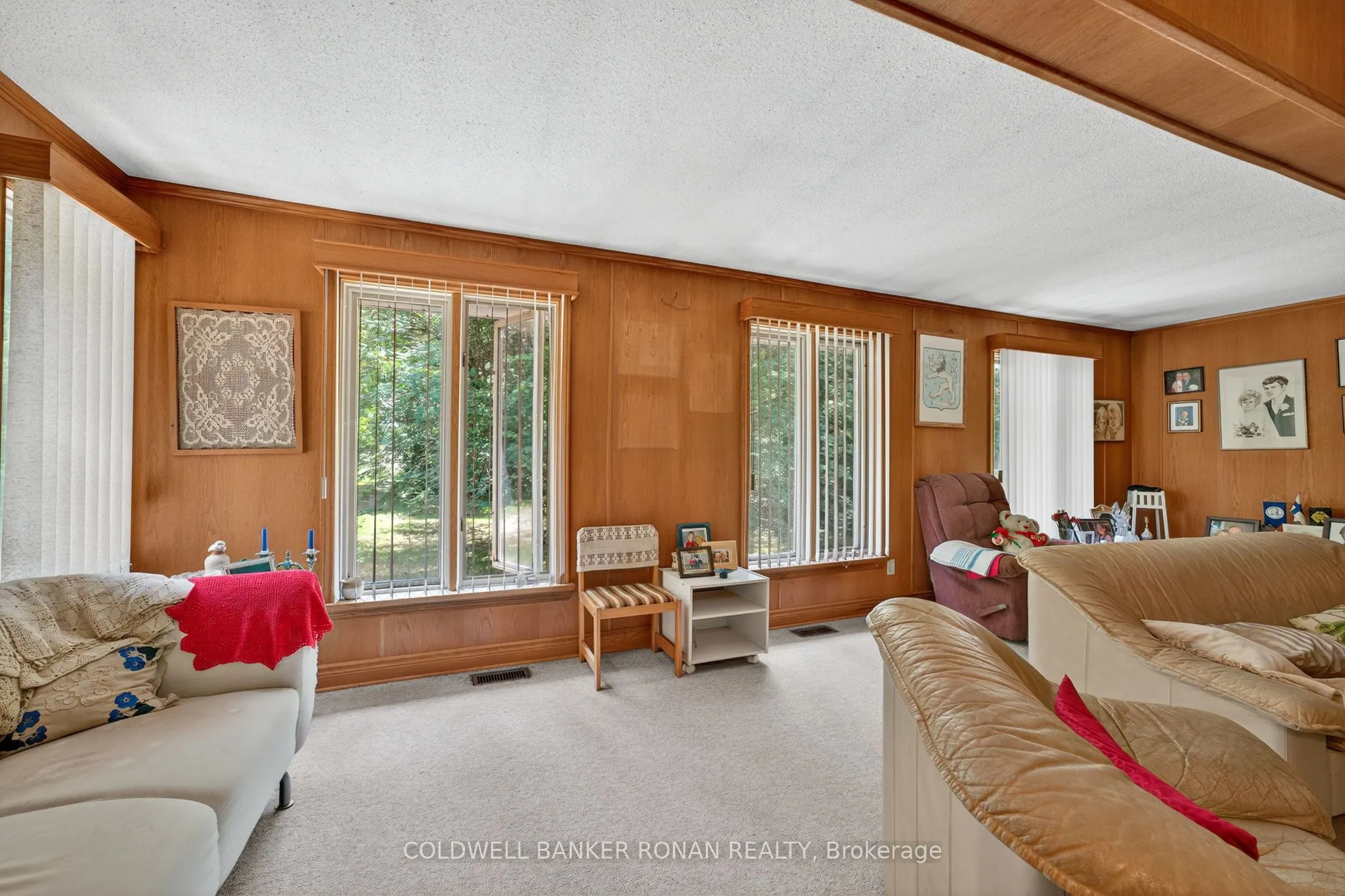 388055 Mono Center Road