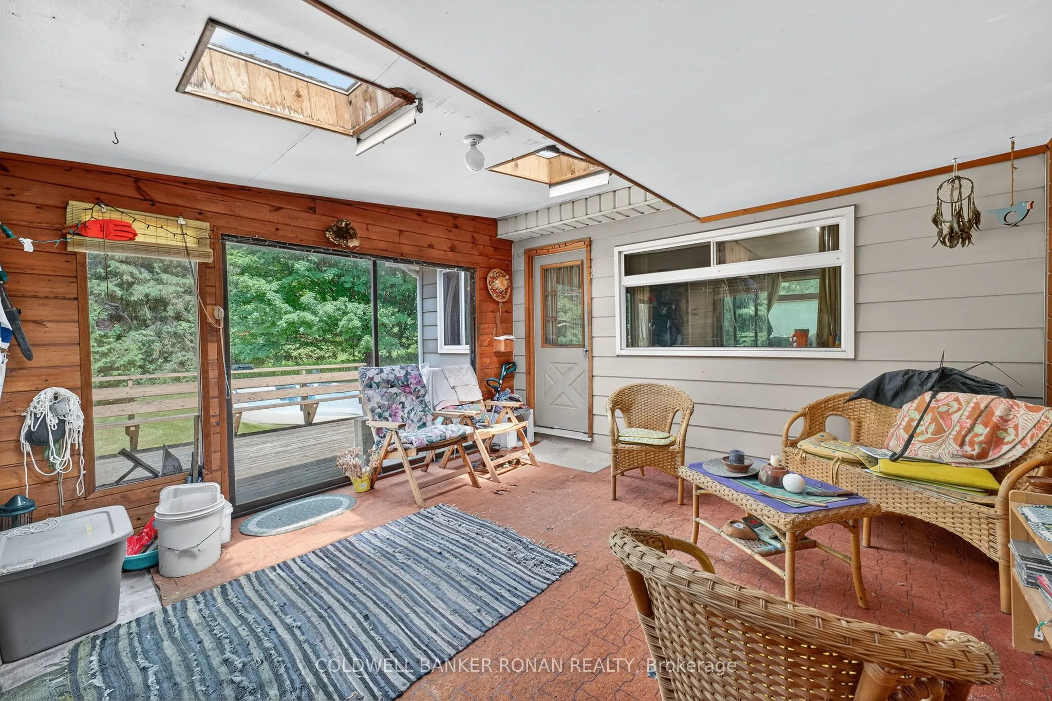 388055 Mono Center Road