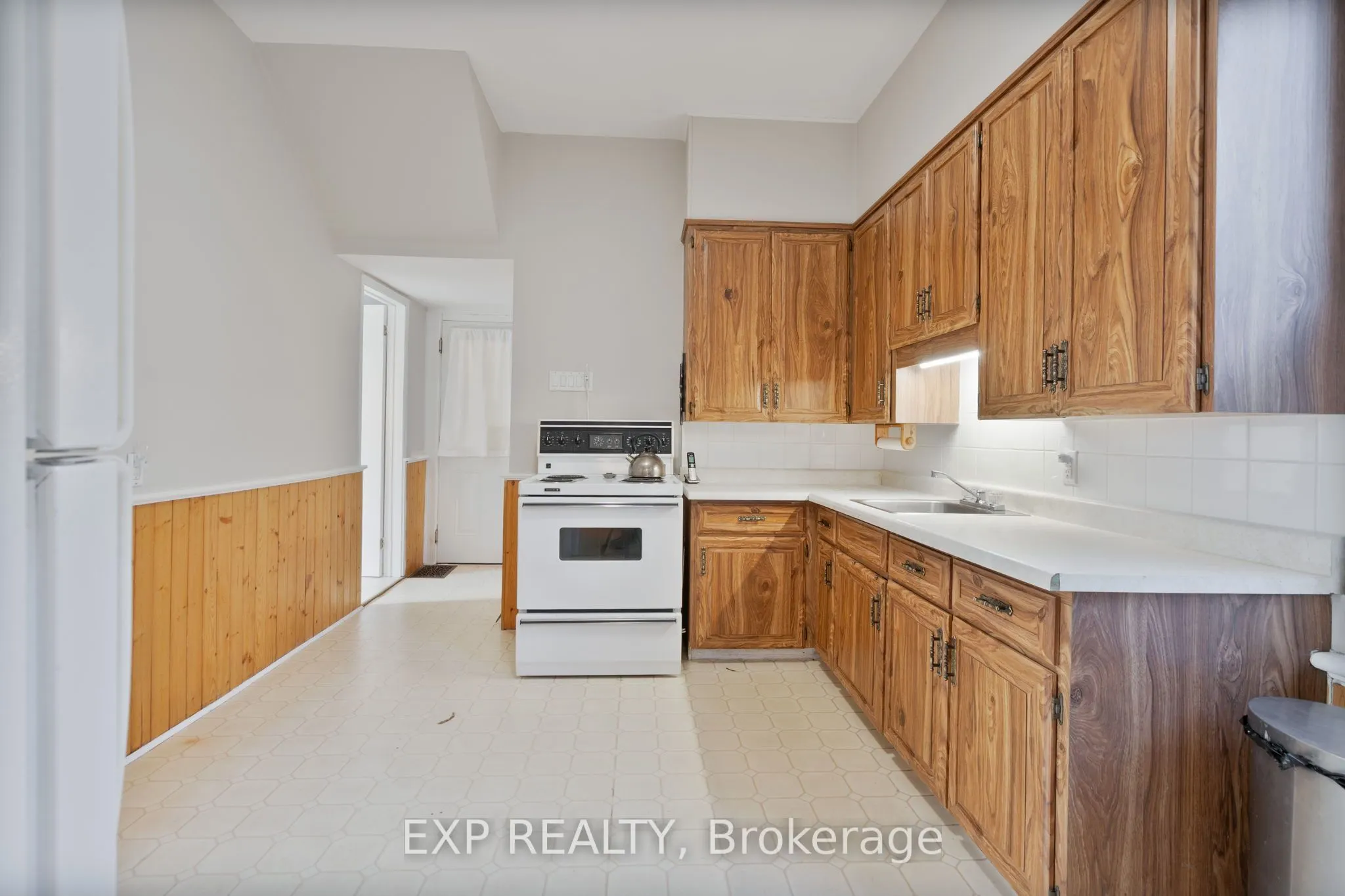 60 Beattie Avenue