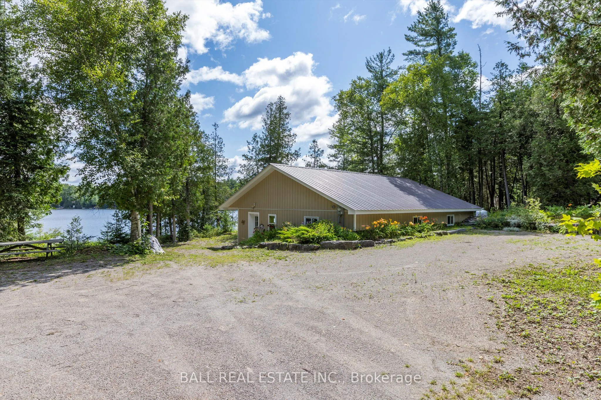 1330 County Rd 49