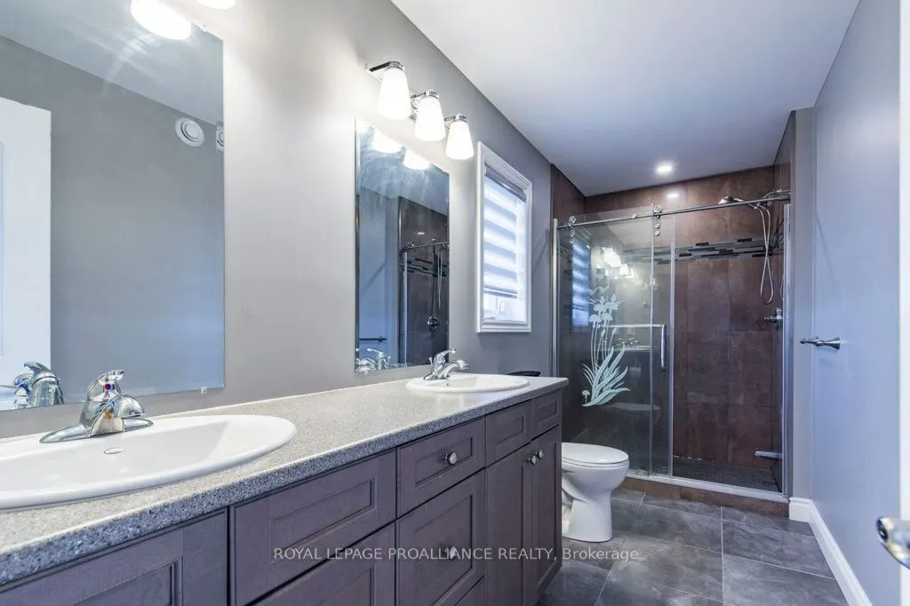40 Cottonwood Drive