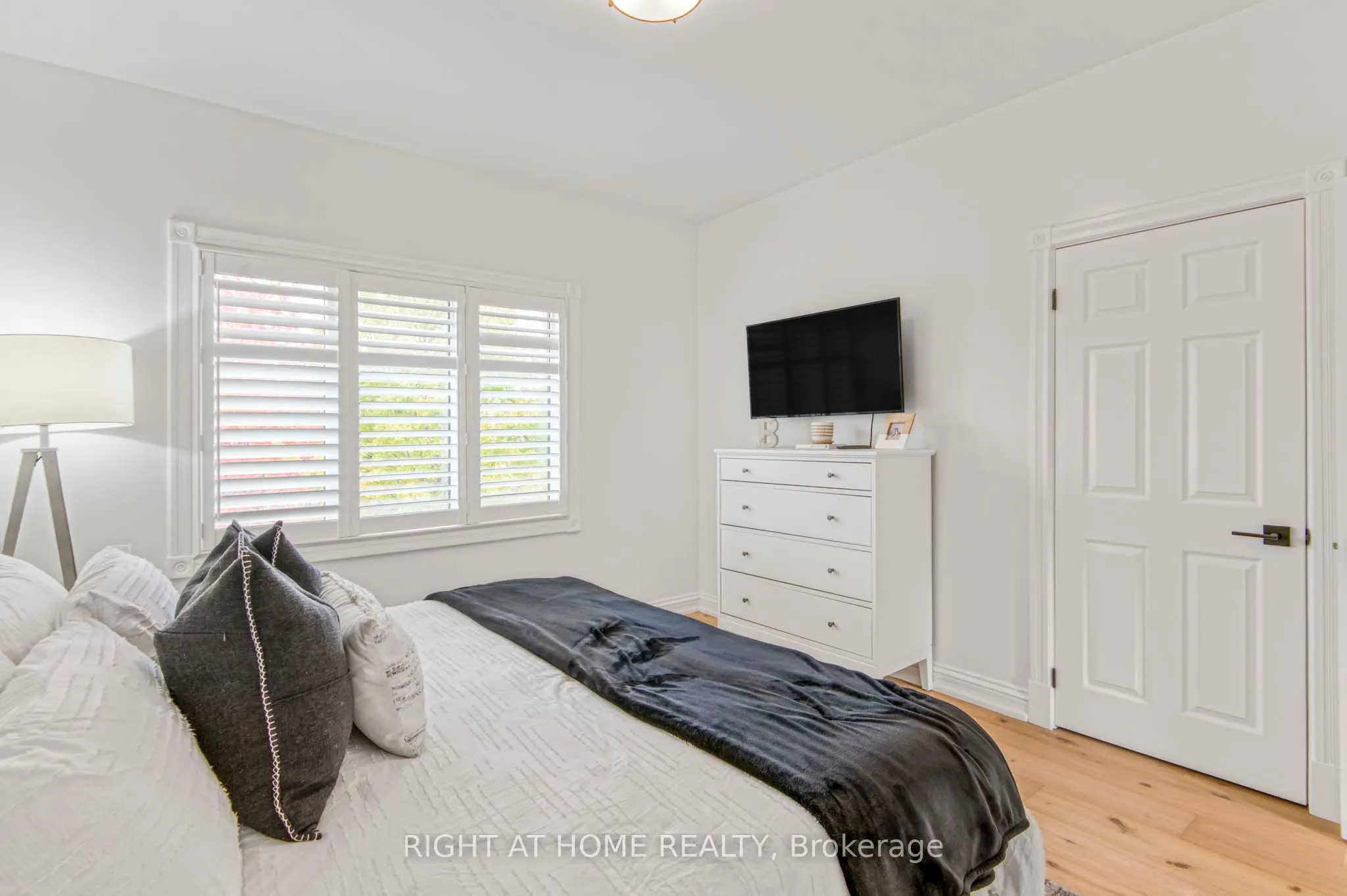 1 Pineview Road