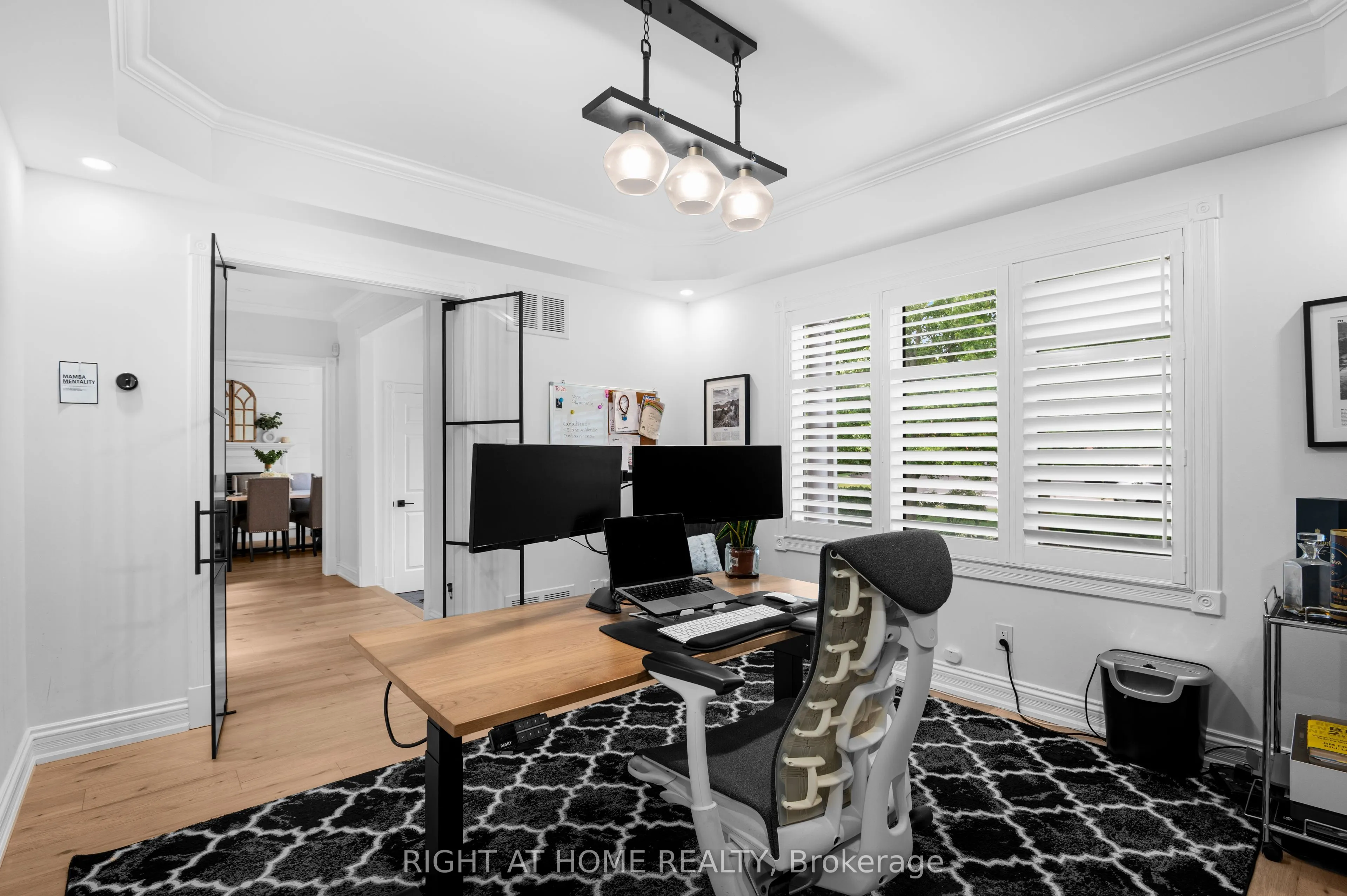 1 Pineview Road