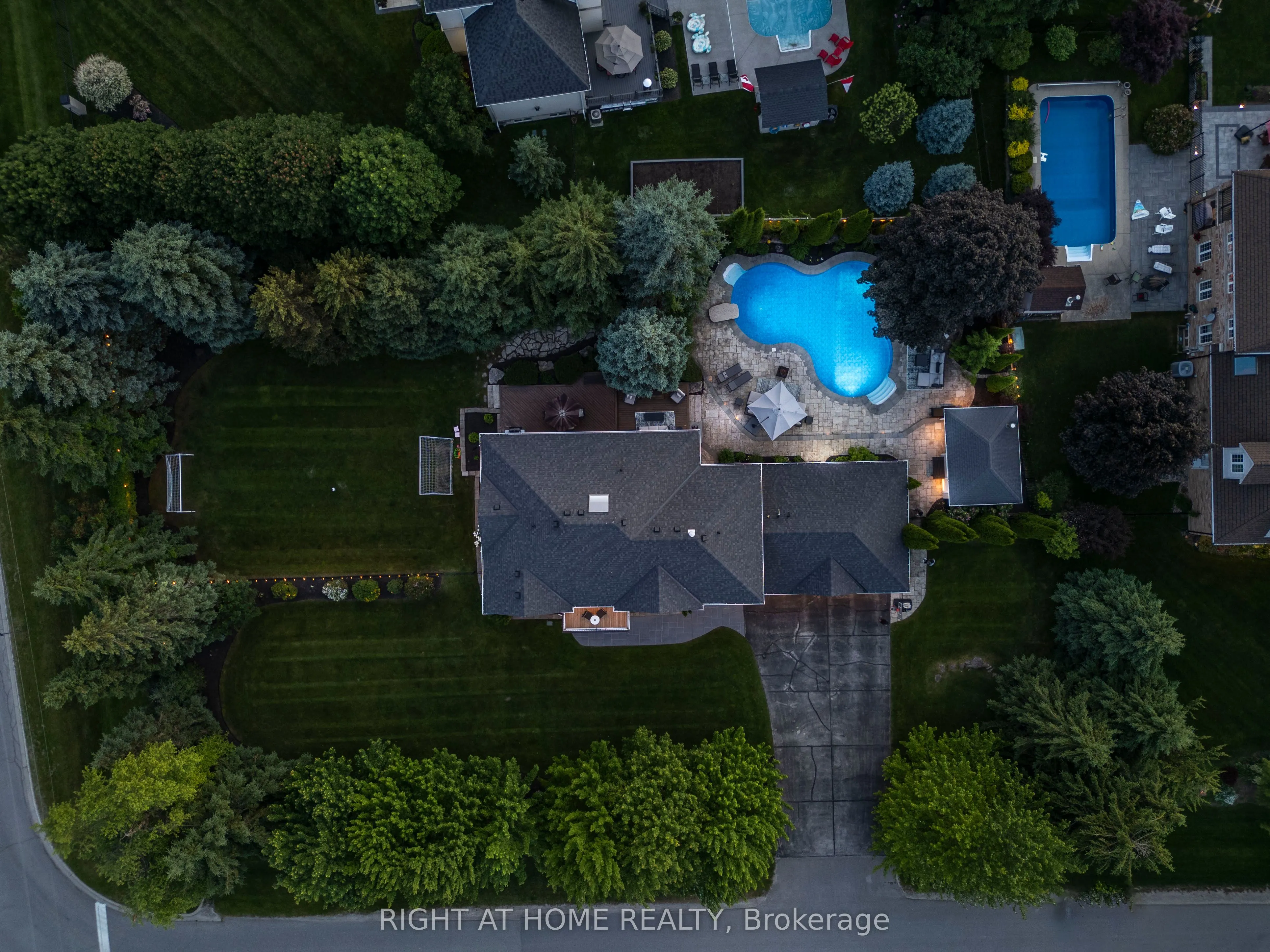 1 Pineview Road