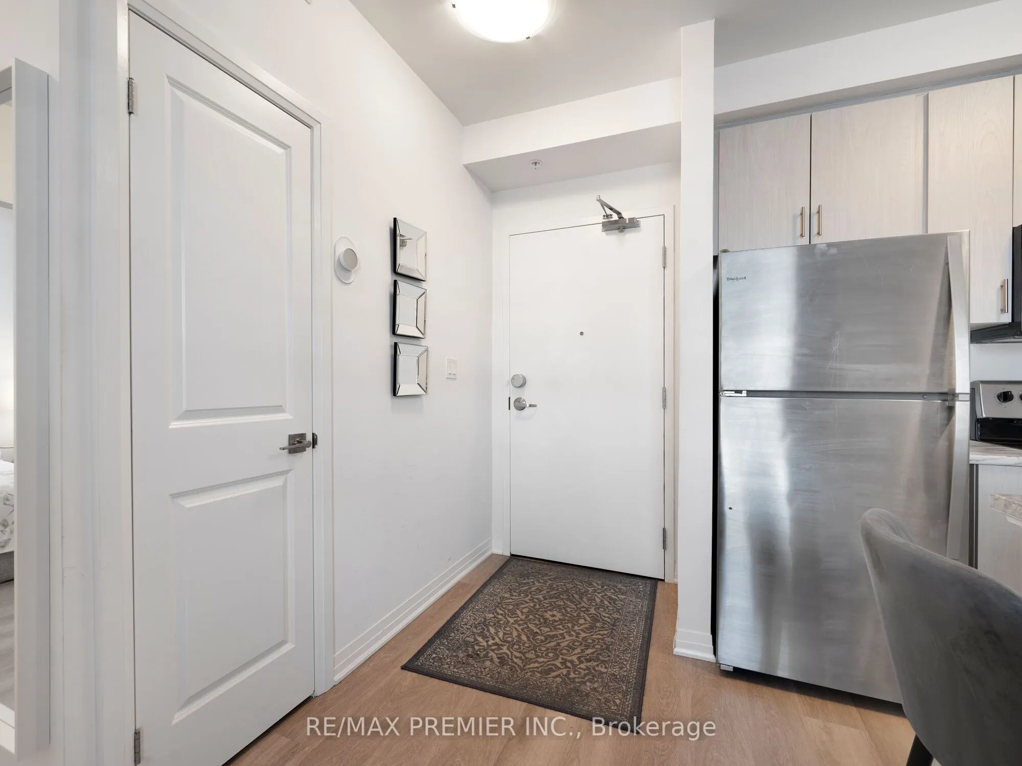 5 Hamilton Street N, #205