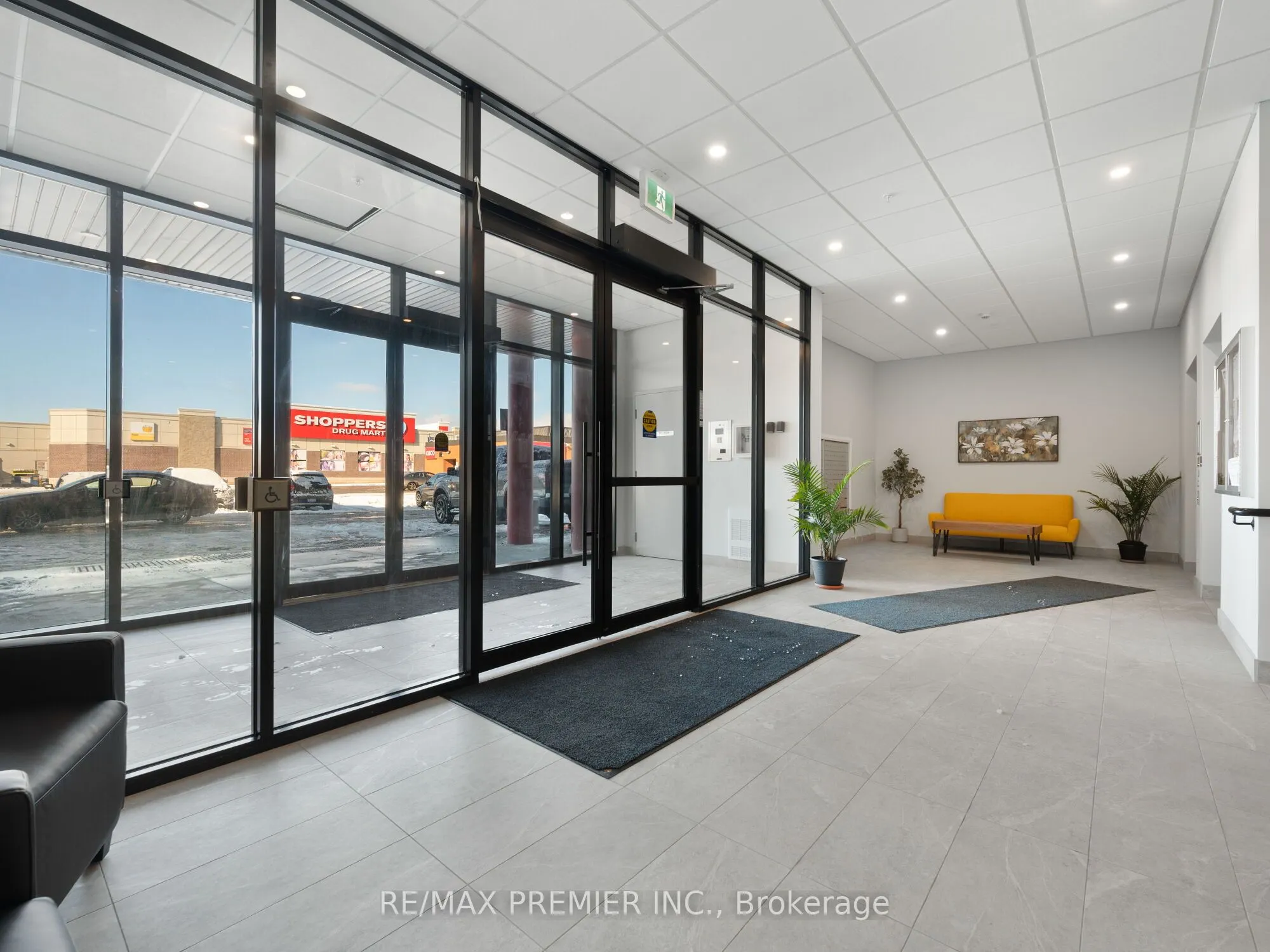 5 Hamilton Street N, #205