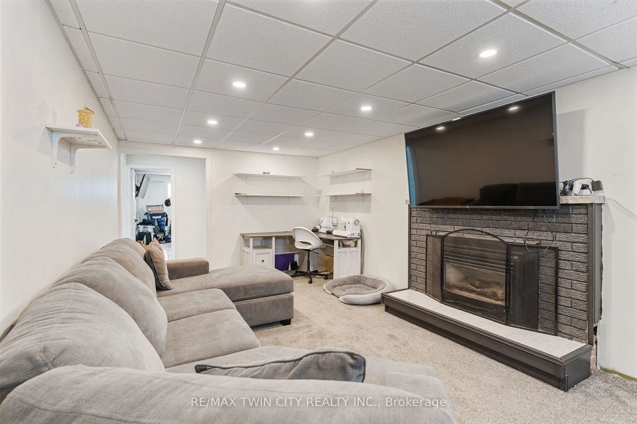 27 CRADDOCK Boulevard