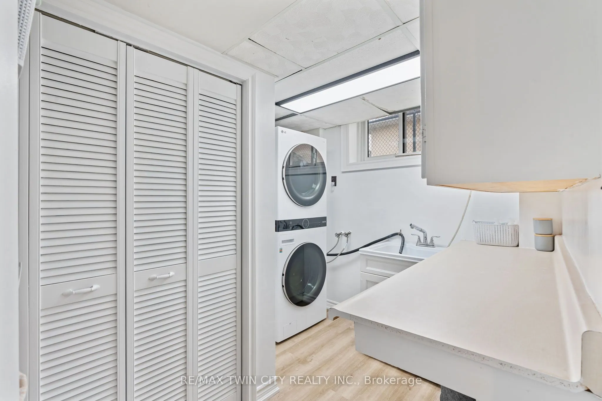 27 CRADDOCK Boulevard