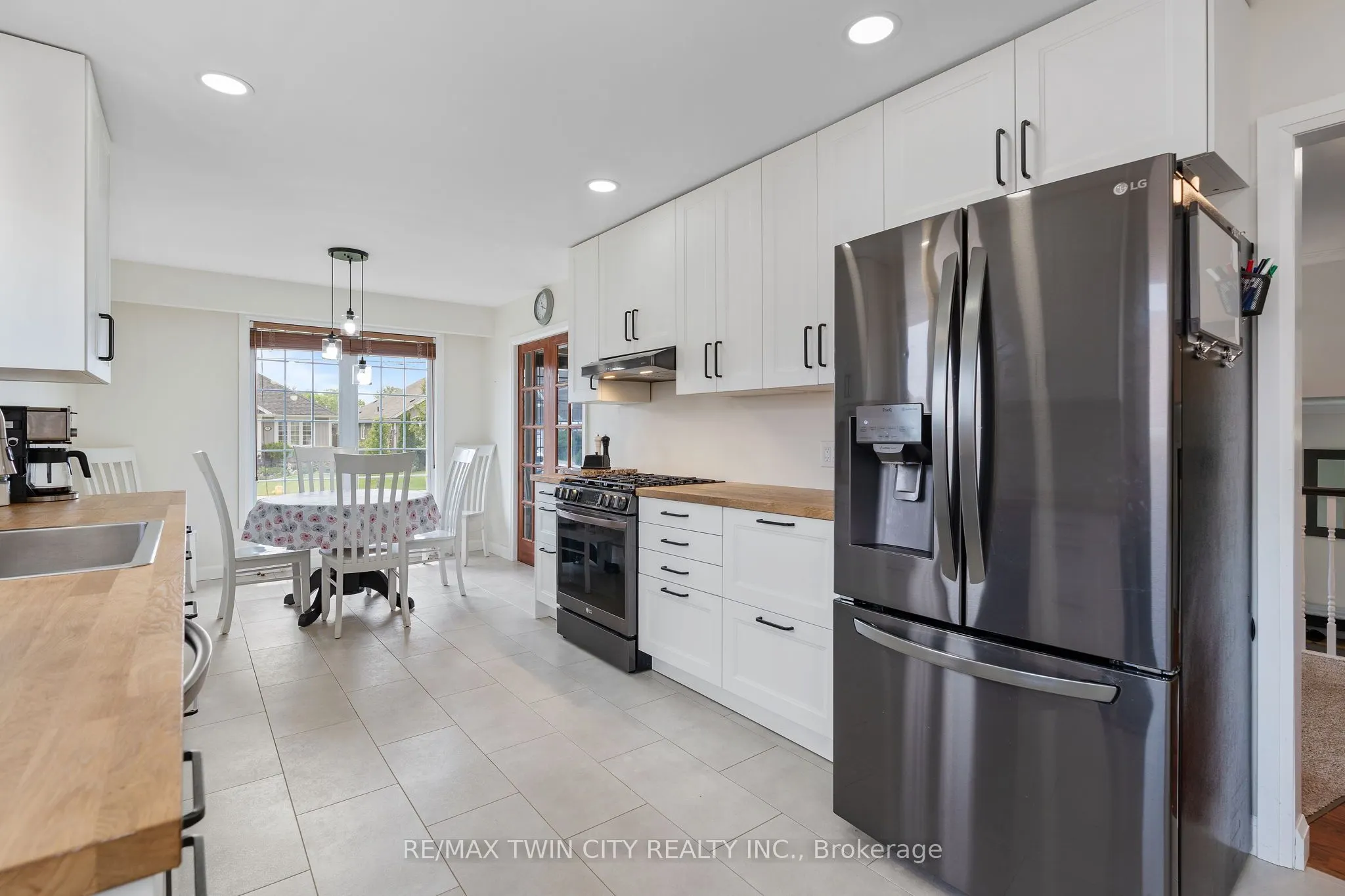 27 CRADDOCK Boulevard