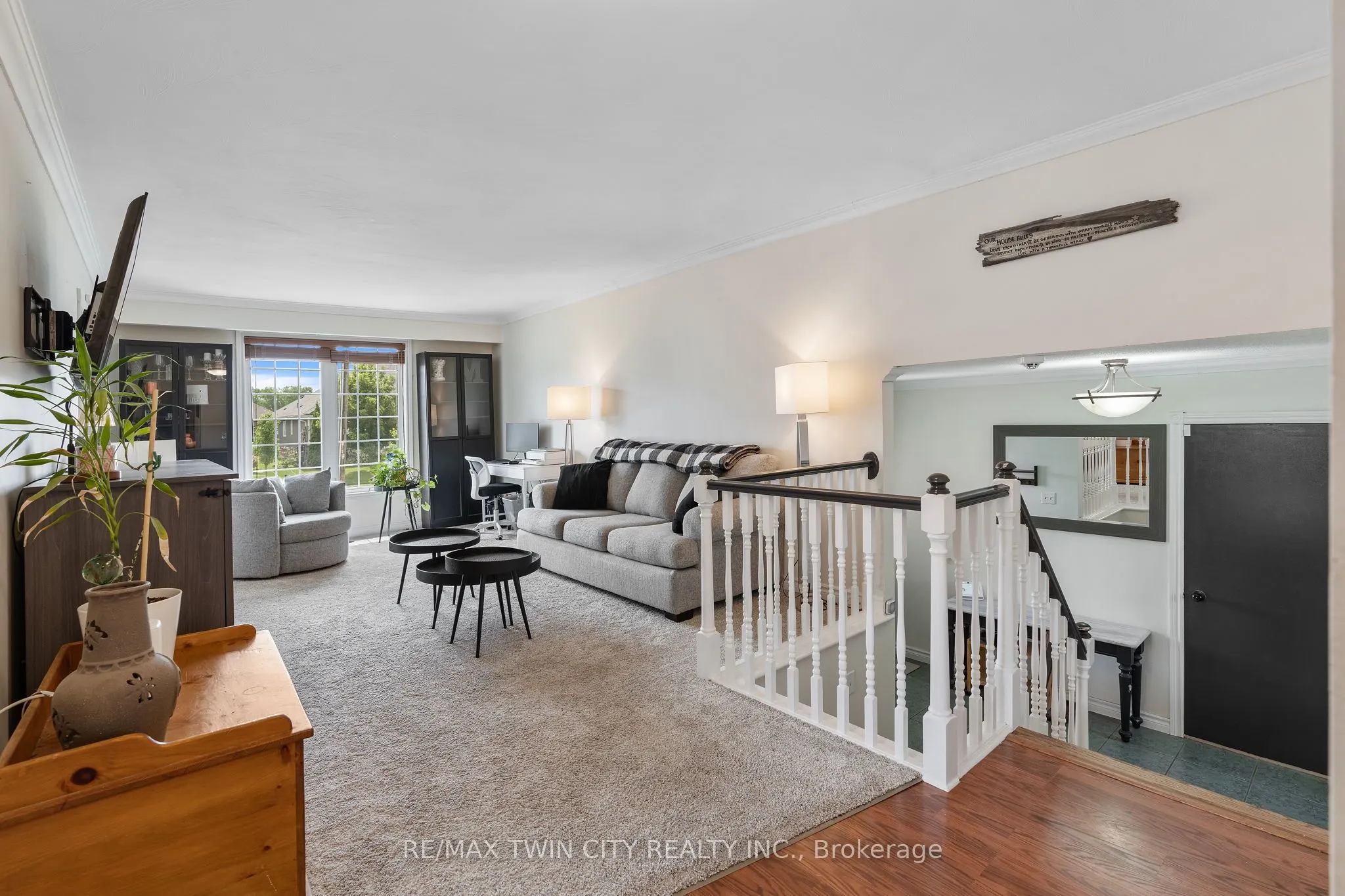 27 CRADDOCK Boulevard