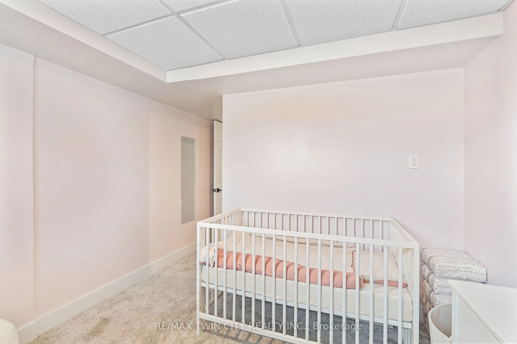 27 CRADDOCK Boulevard