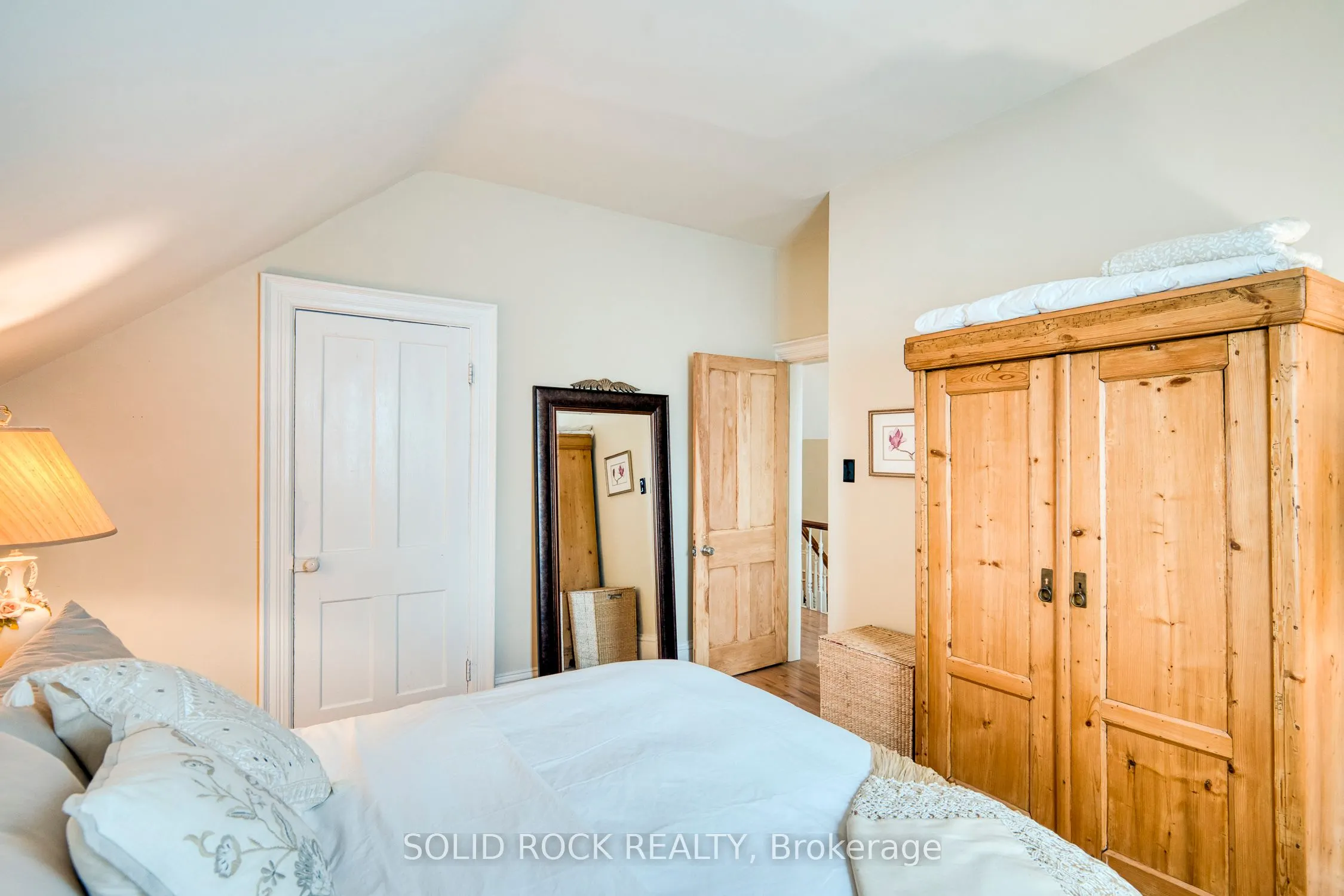 33A and 33B Napoleon Street