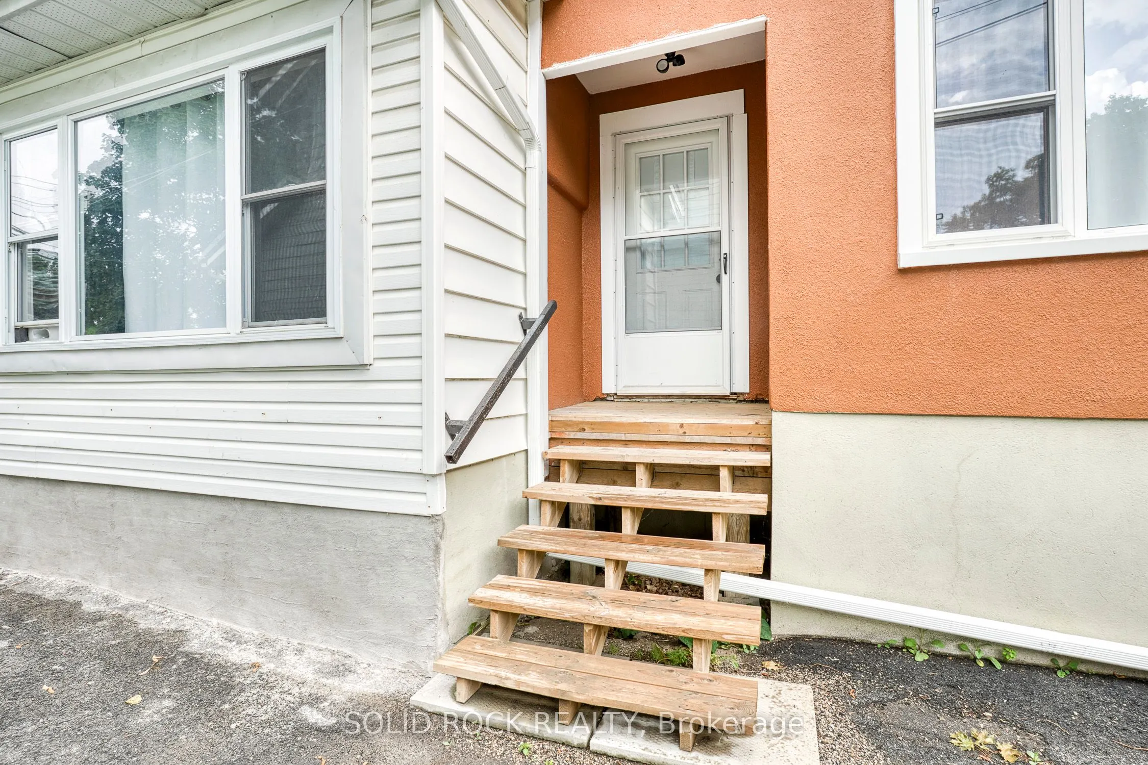 33A and 33B Napoleon Street
