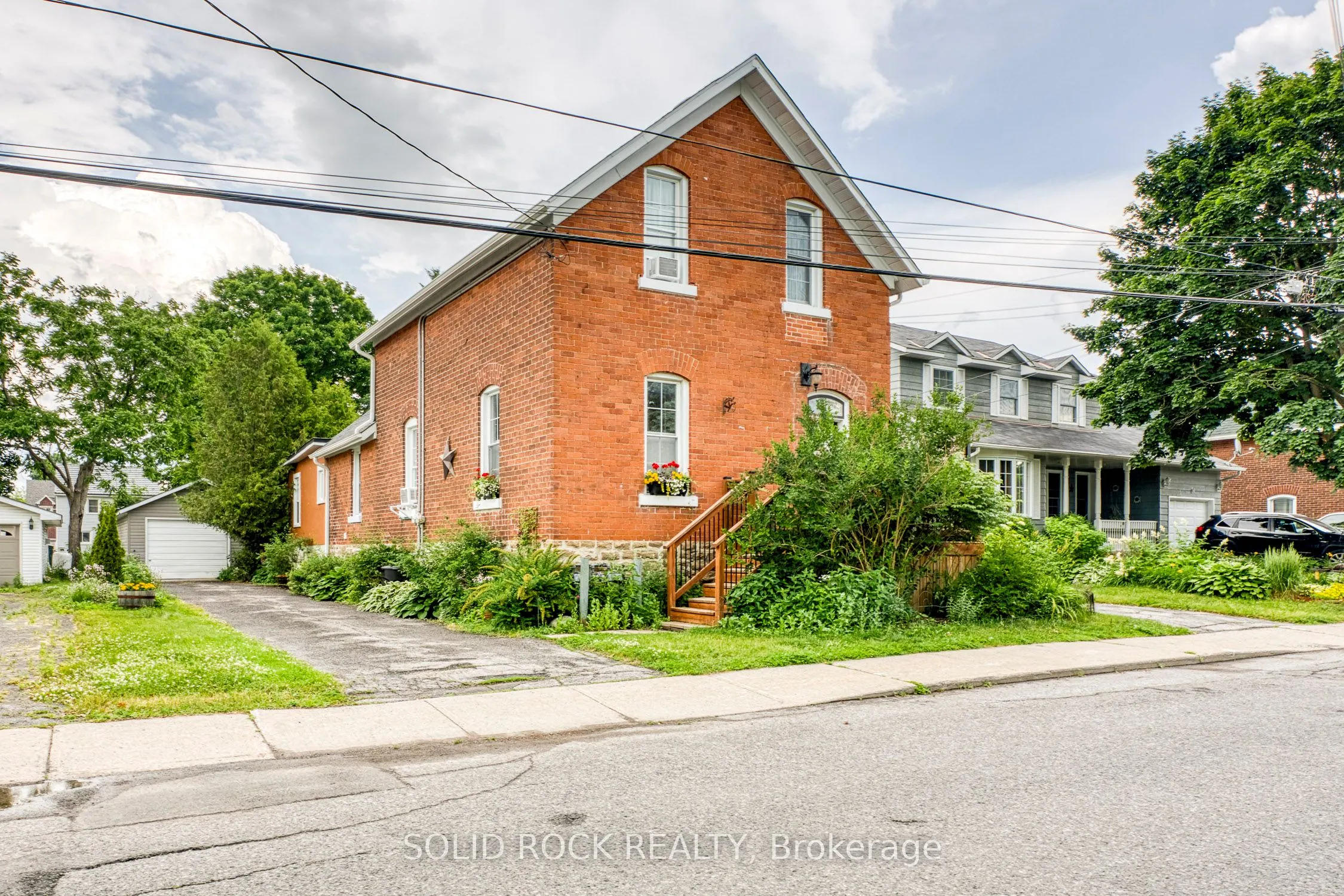 33A and 33B Napoleon Street
