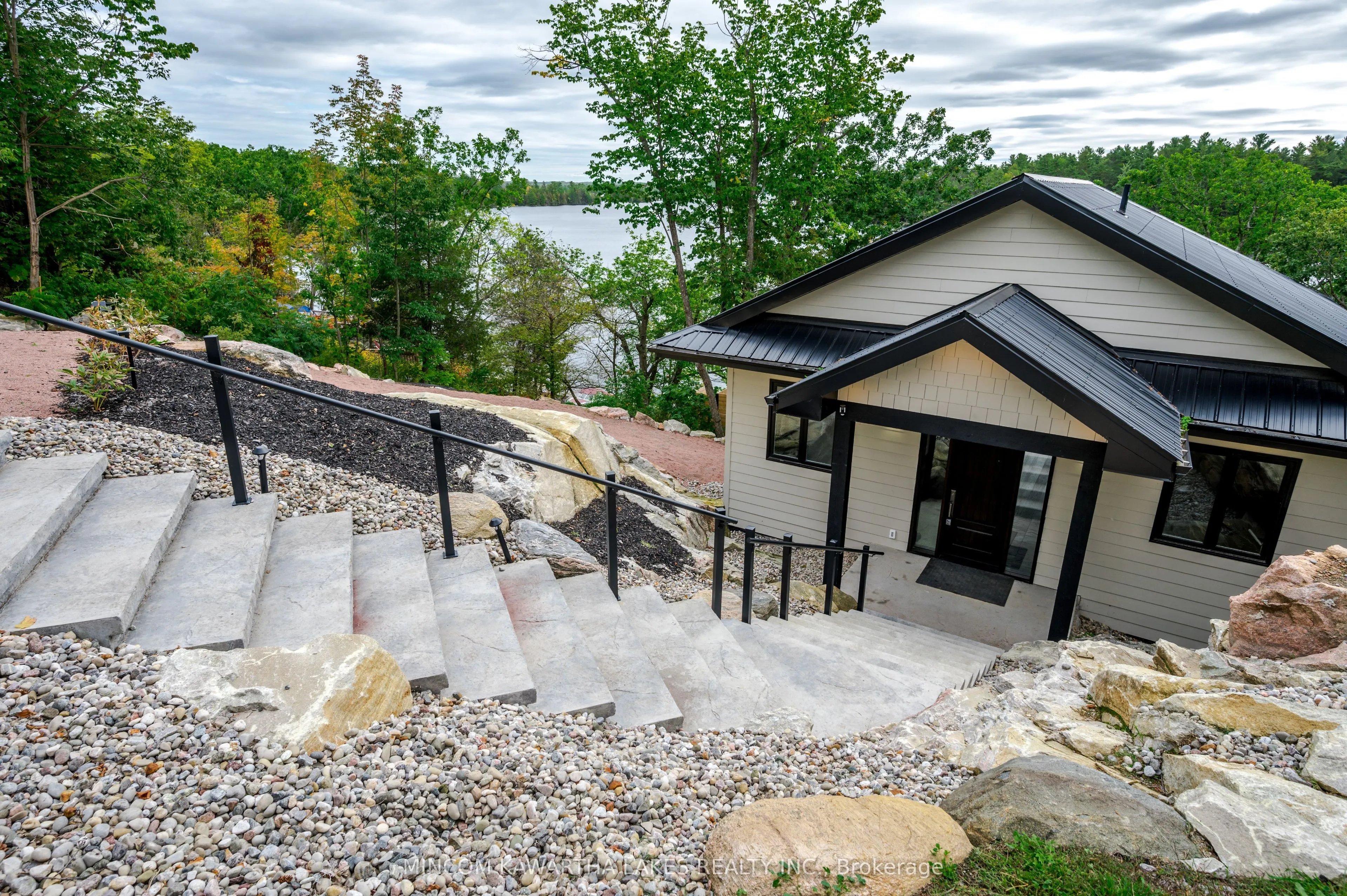 1416 Northey's Bay Road