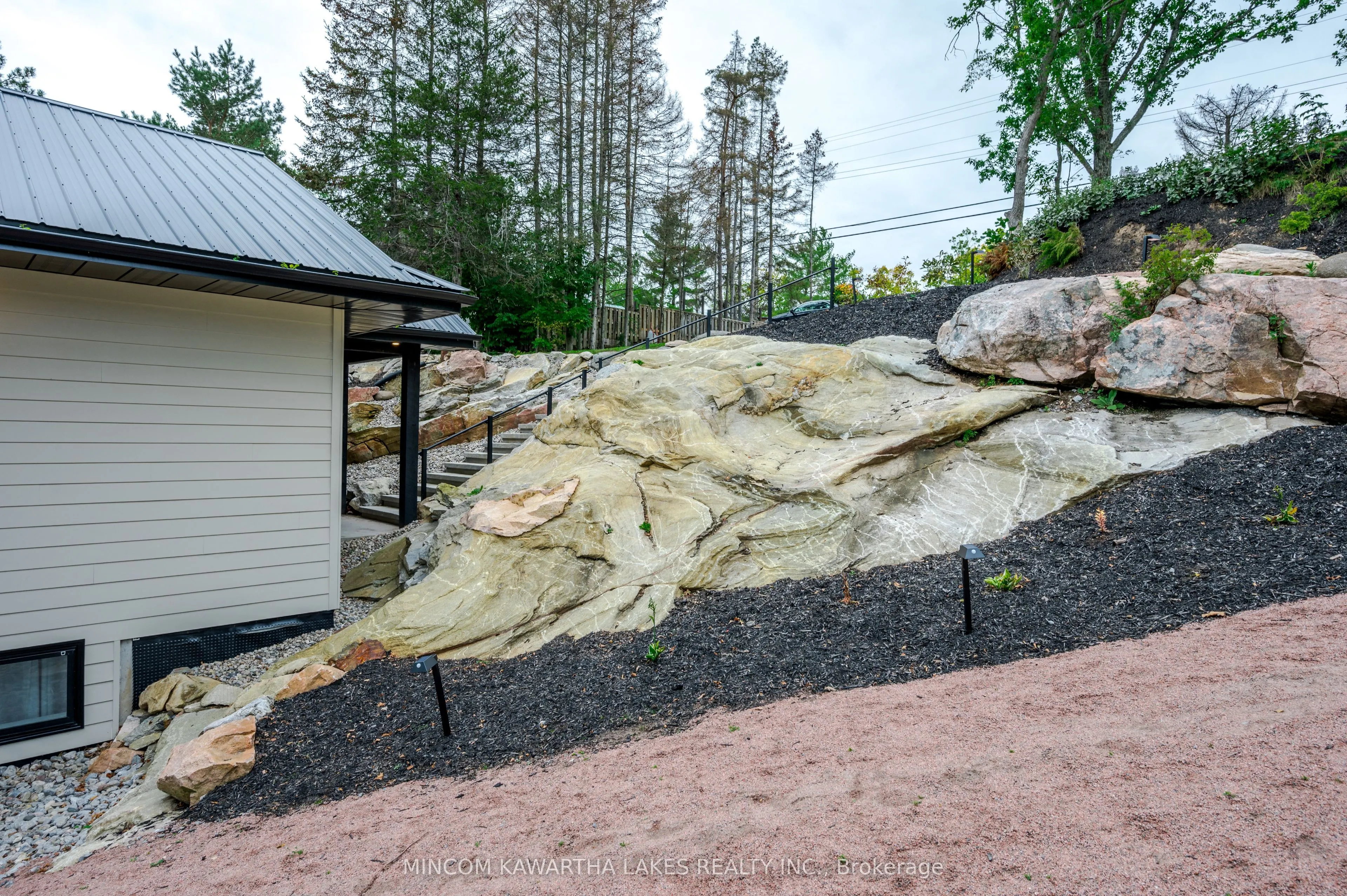 1416 Northey's Bay Road