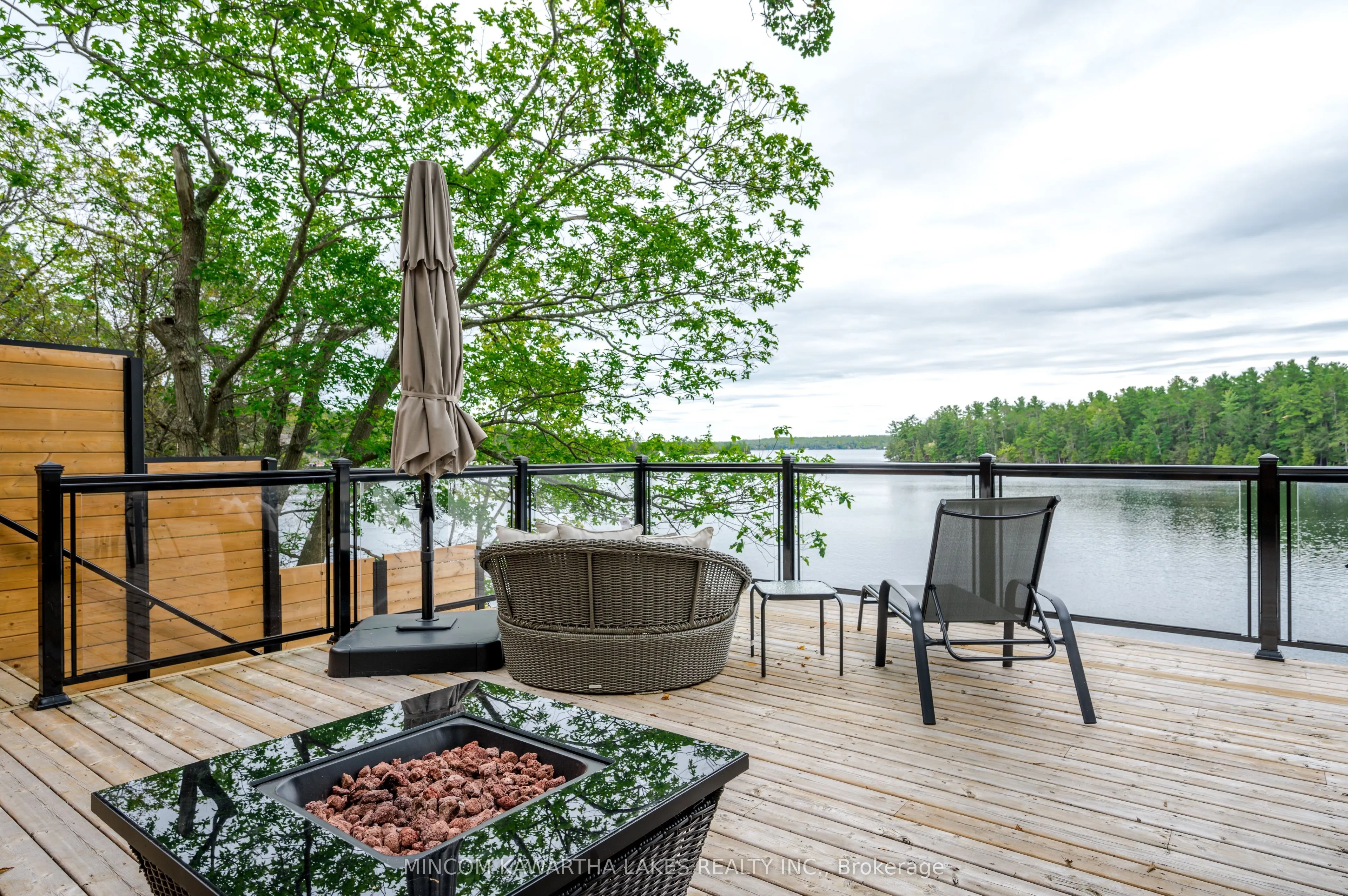 1416 Northey's Bay Road