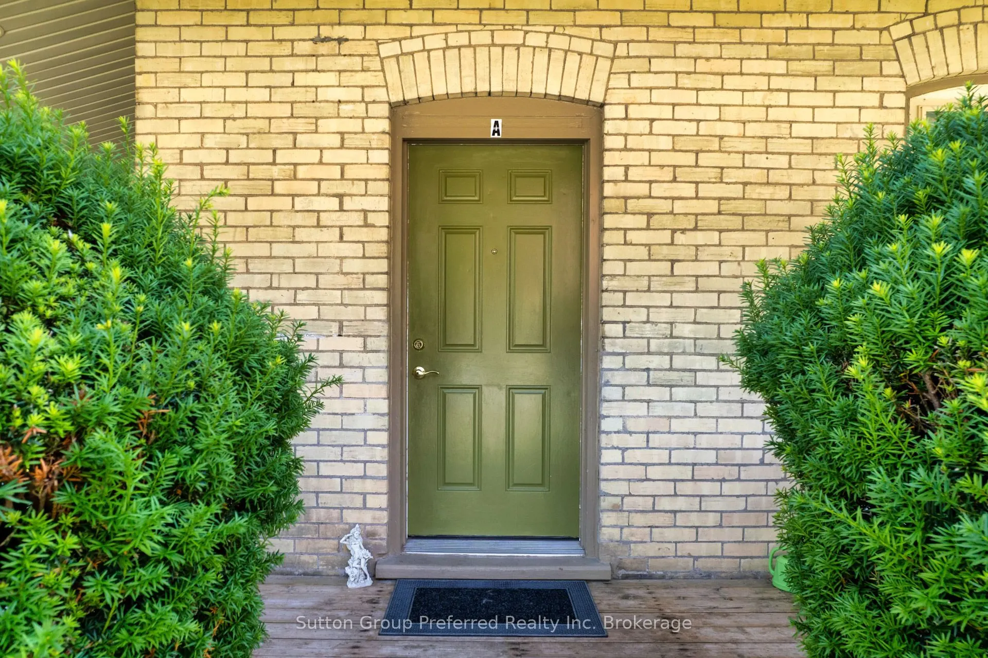 185 John Street