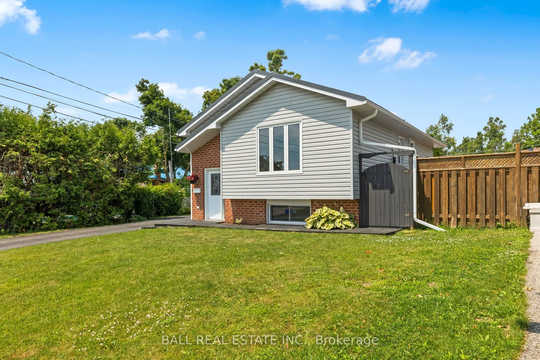 2 Hazel Street