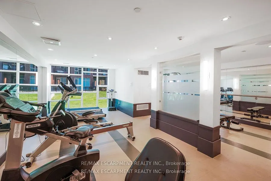 10 Concord Place, #222