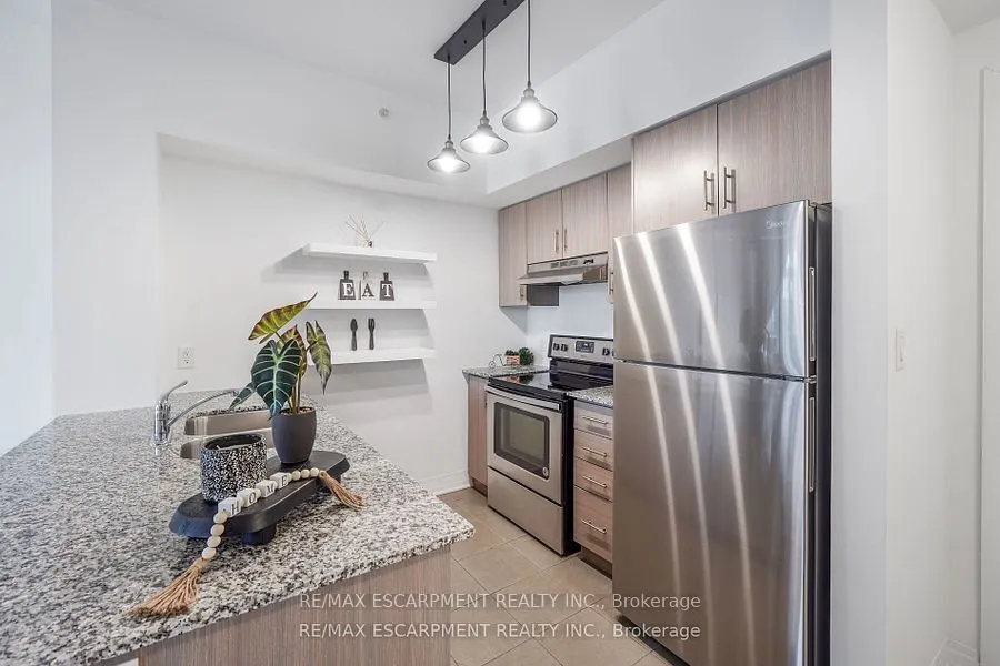 10 Concord Place, #222