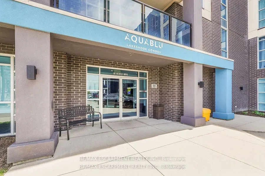 10 Concord Place, #222