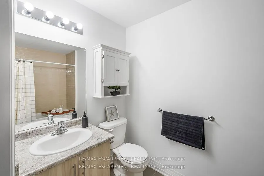 10 Concord Place, #222