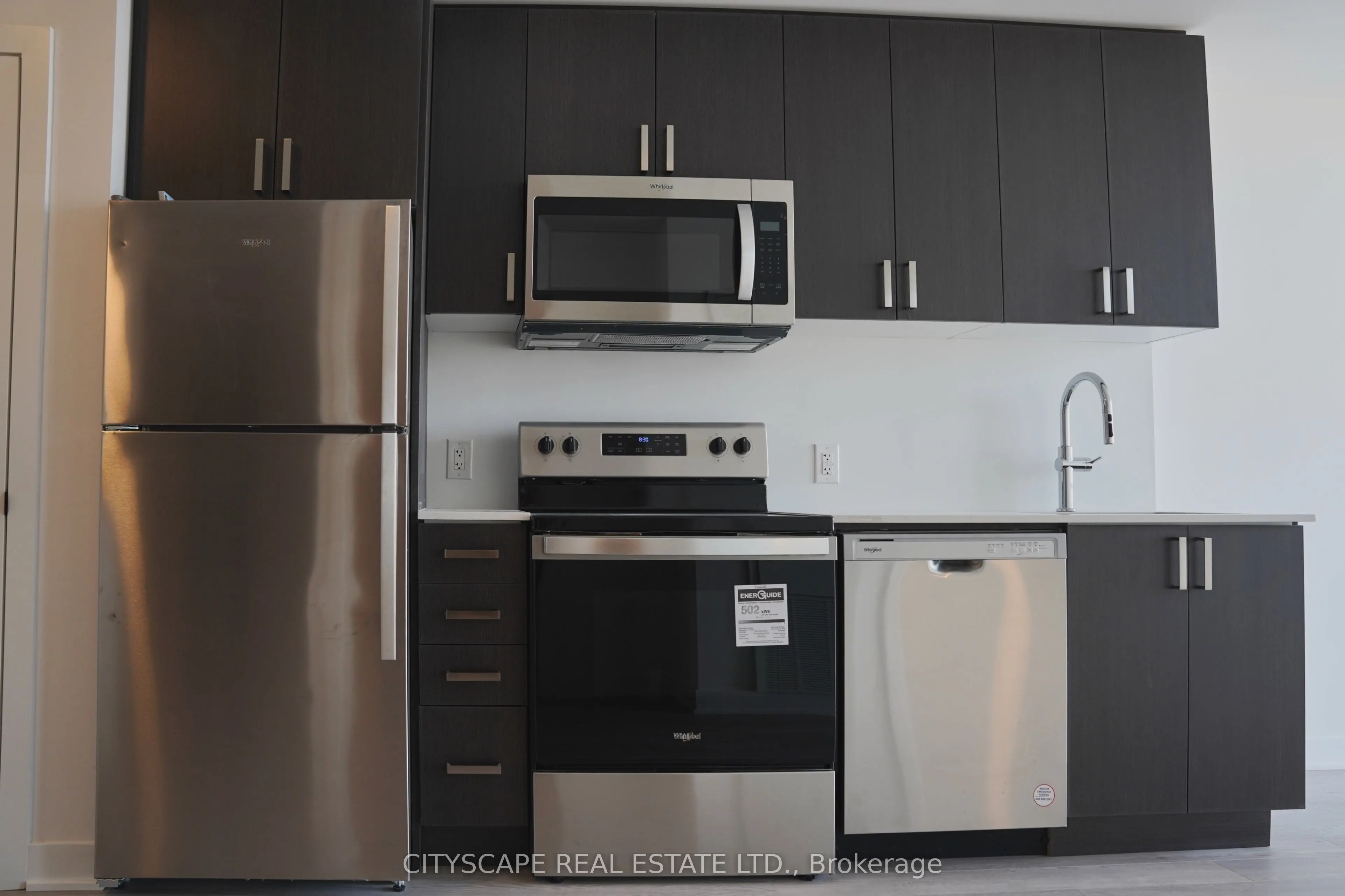 2782 Barton Street E, #913