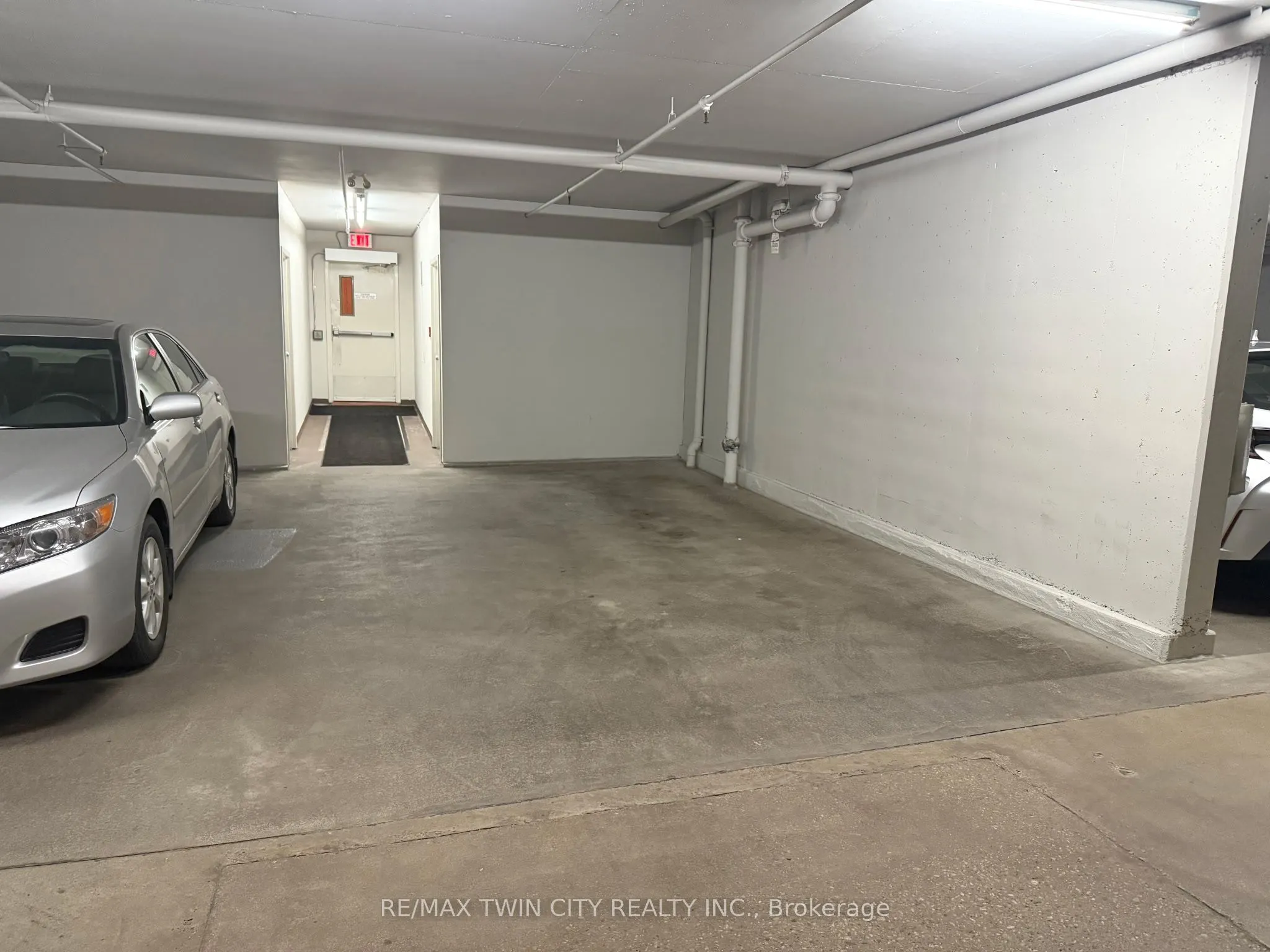 2 Lancaster Street E, #504