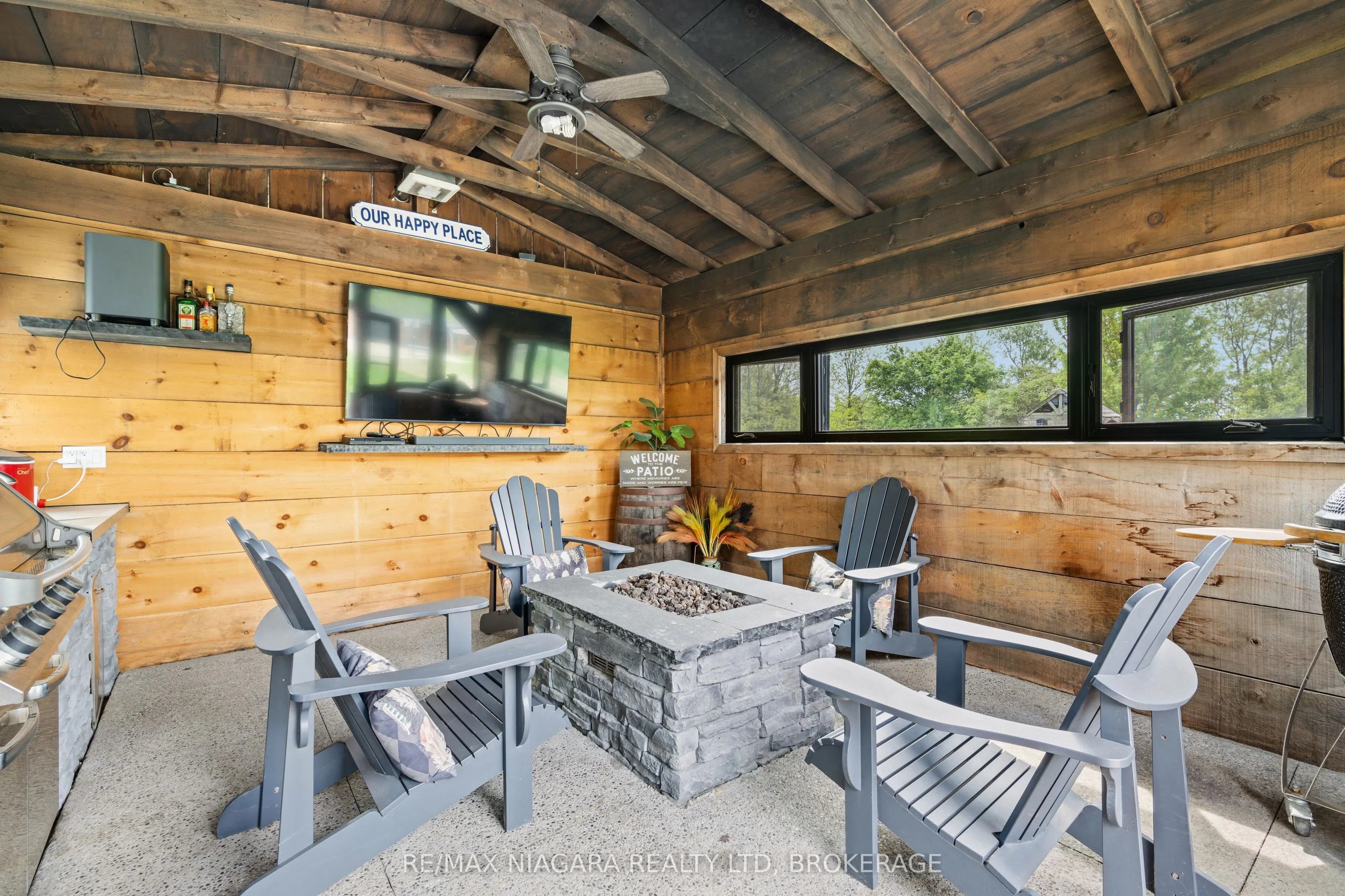 2636 Merrittville Highway