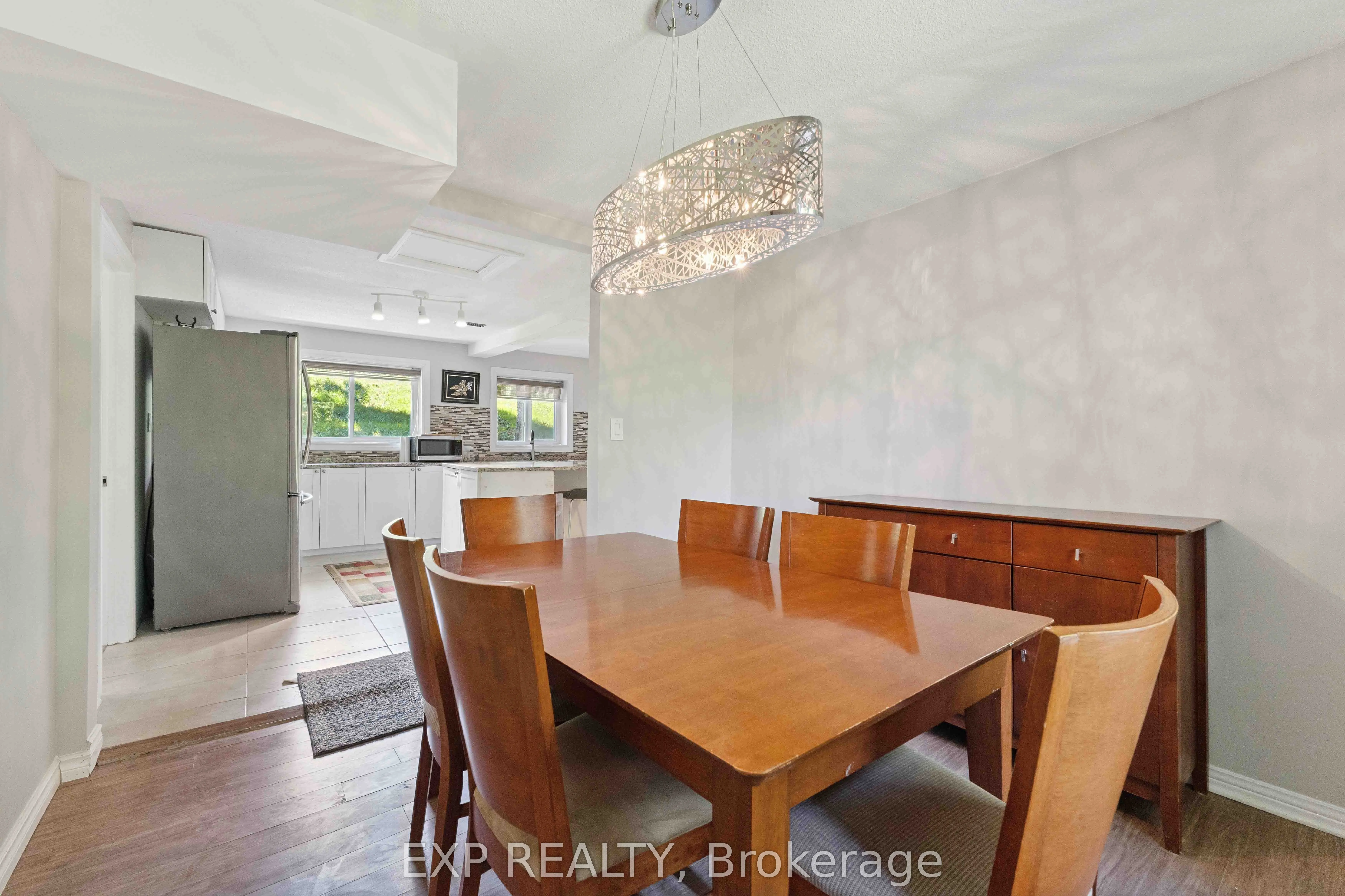 4229 RIDEAU VALLEY Drive
