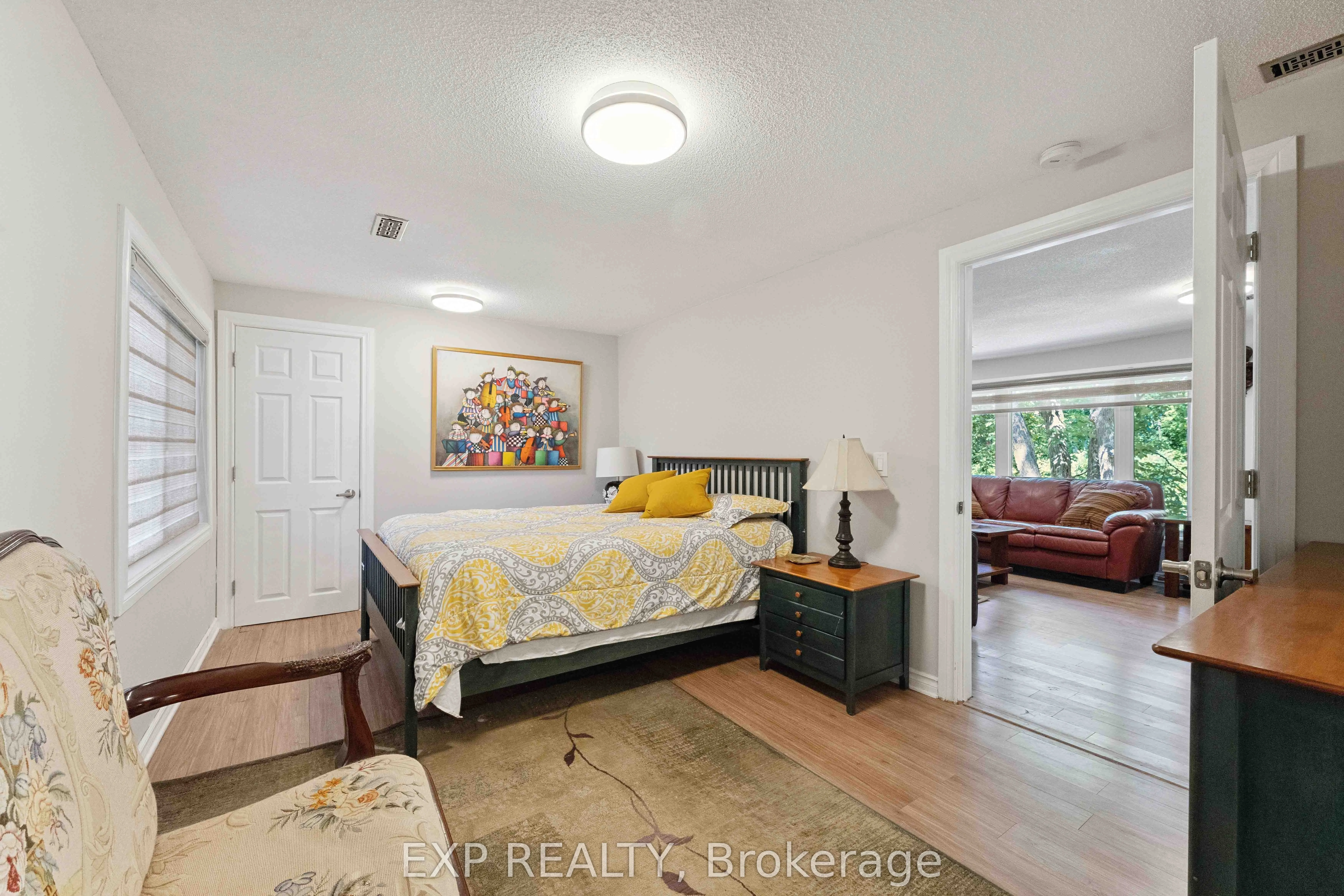 4229 RIDEAU VALLEY Drive