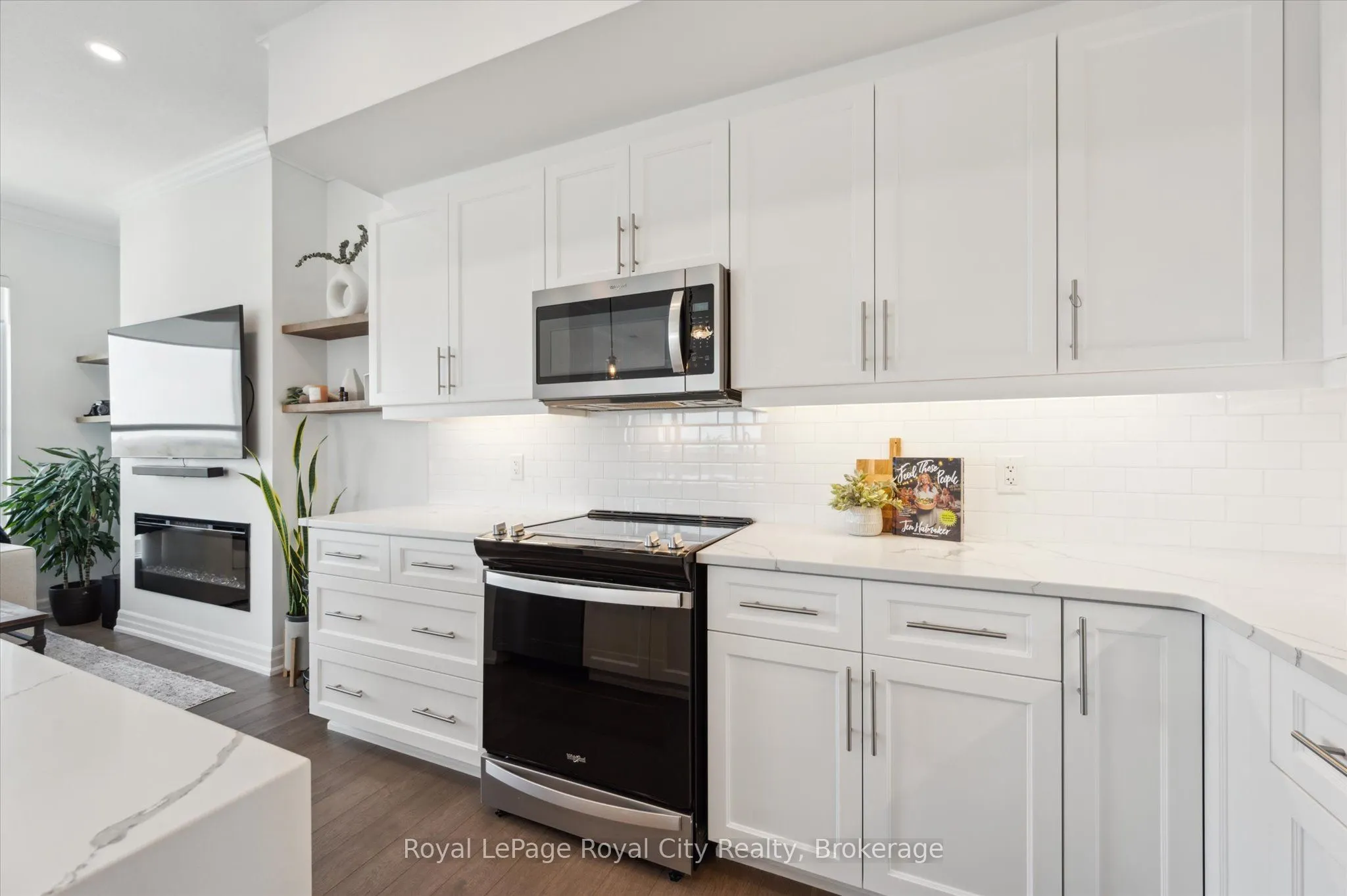 1880 Gordon Street, #1012
