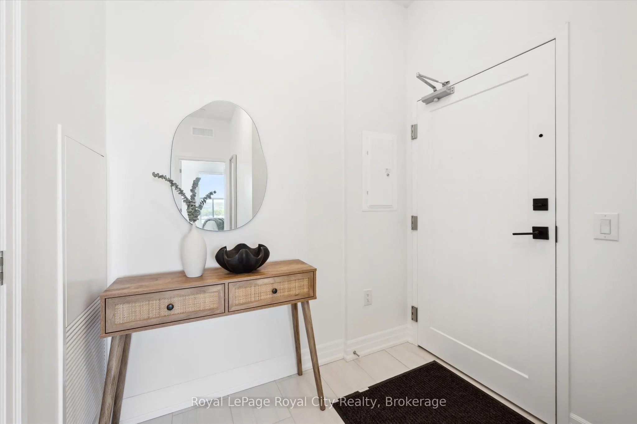 1880 Gordon Street, #1012