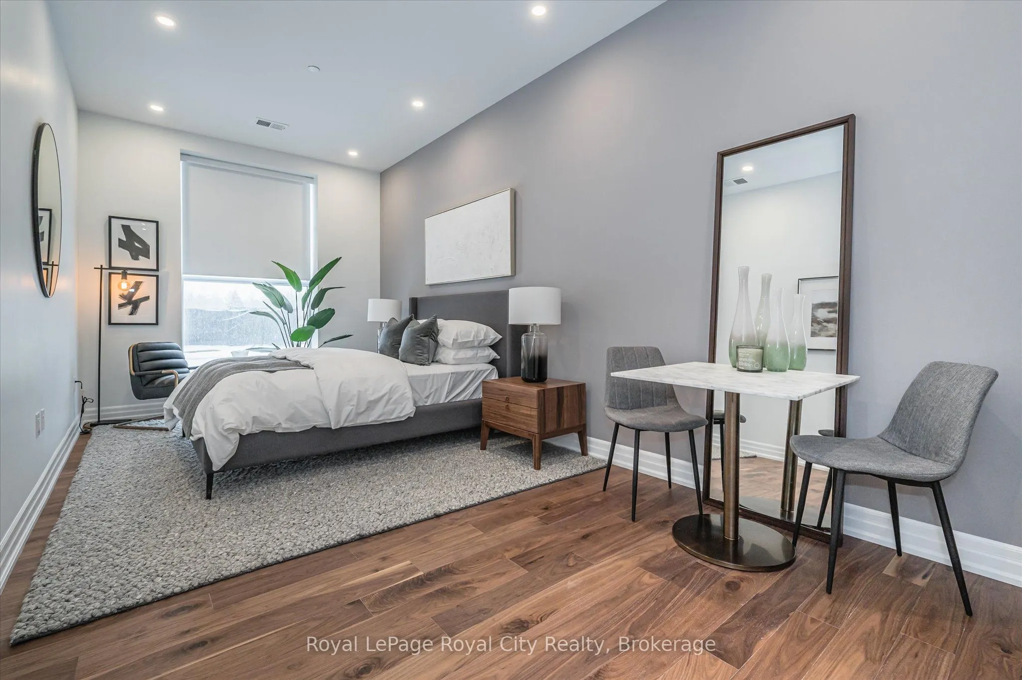 1880 Gordon Street, #1012