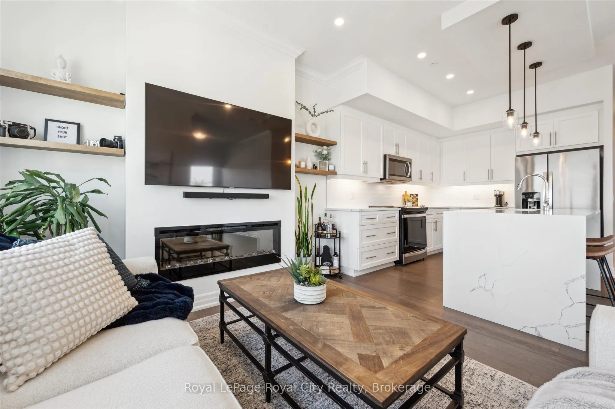1880 Gordon Street, #1012