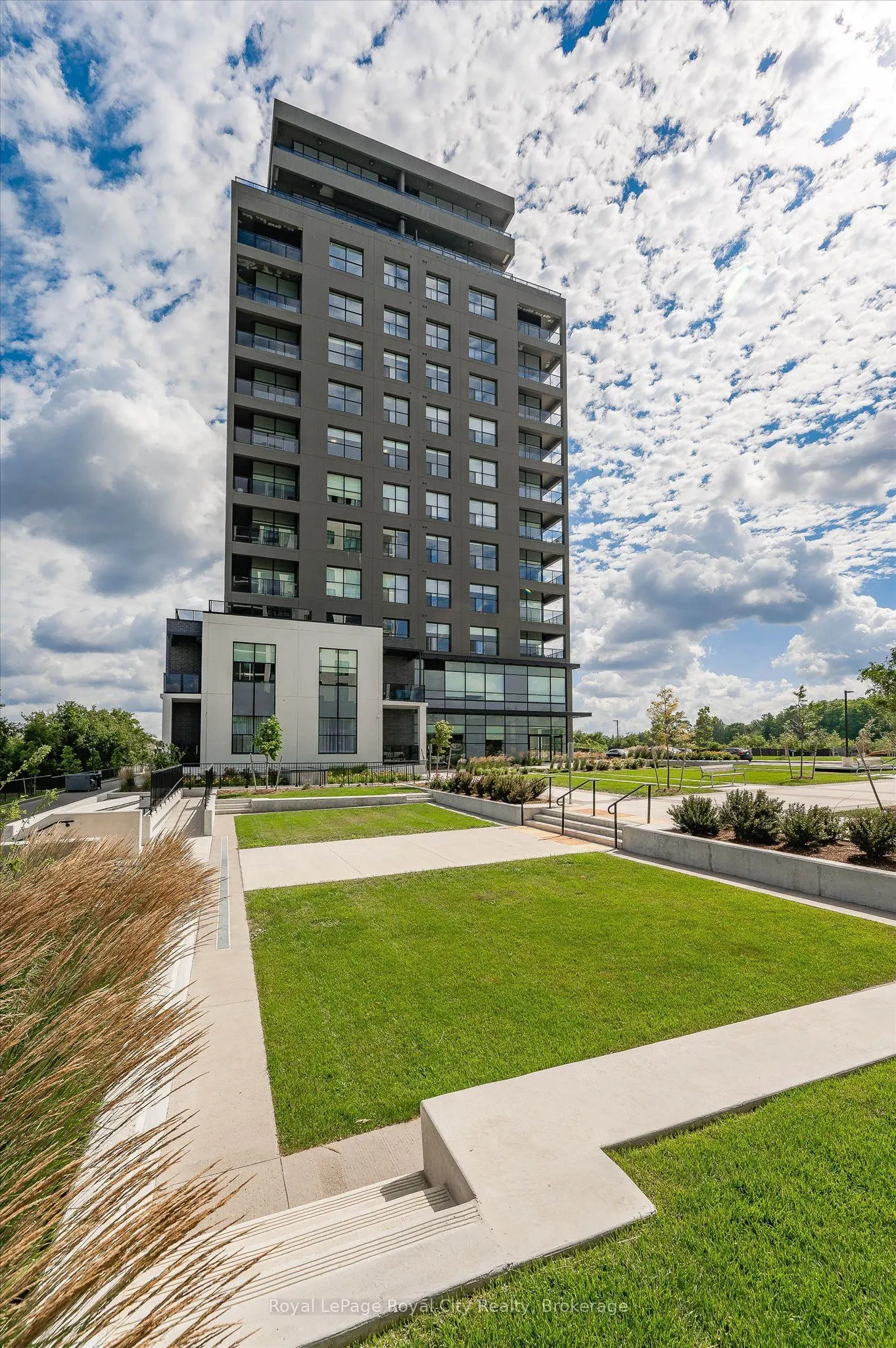 1880 Gordon Street, #1012