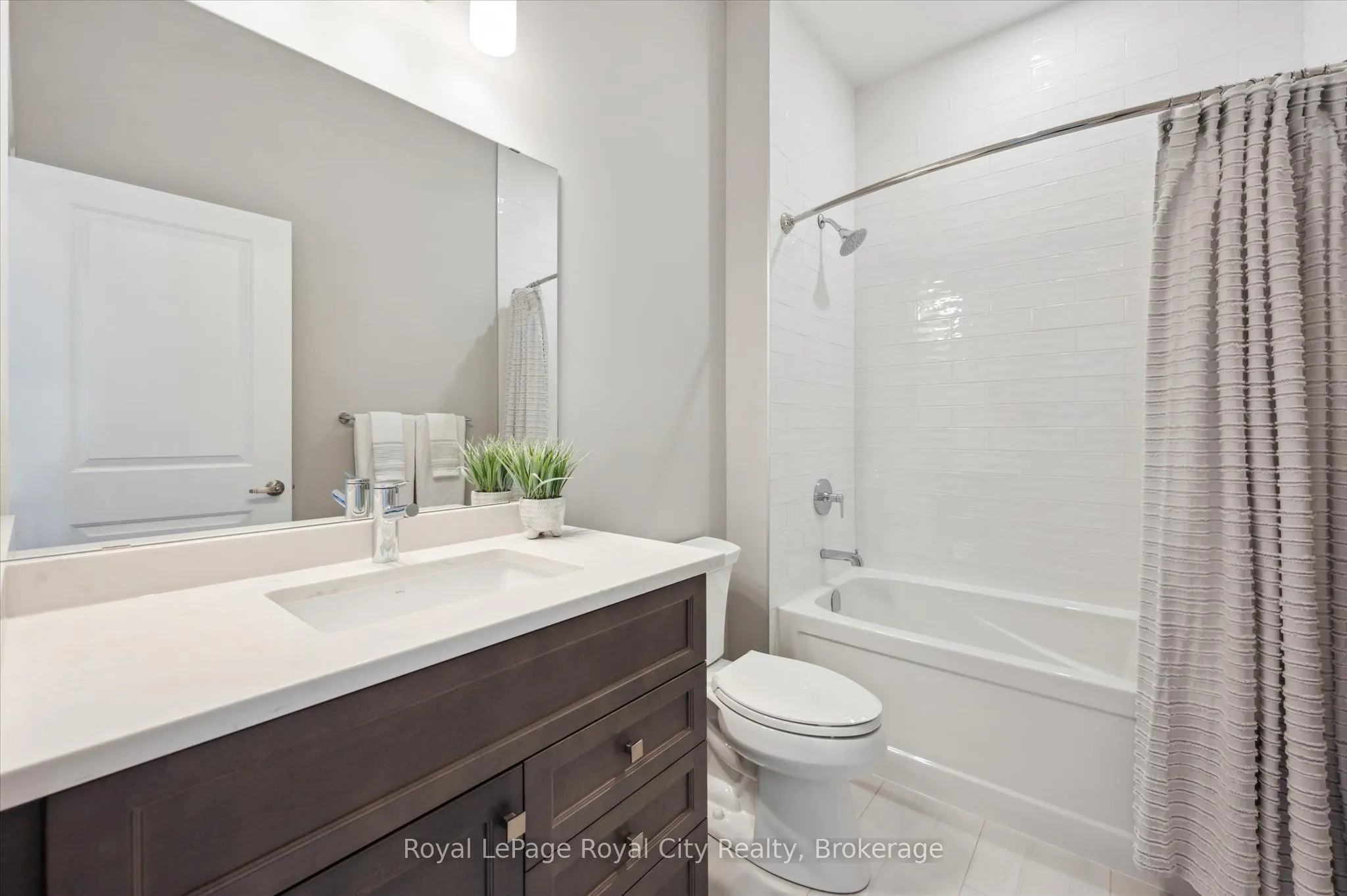 1880 Gordon Street, #1012