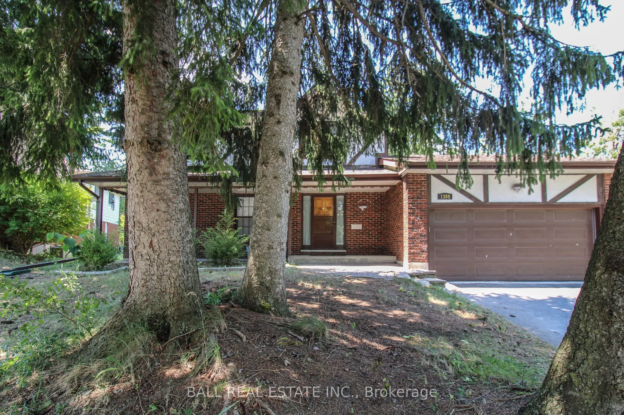 1305 Bridle Drive