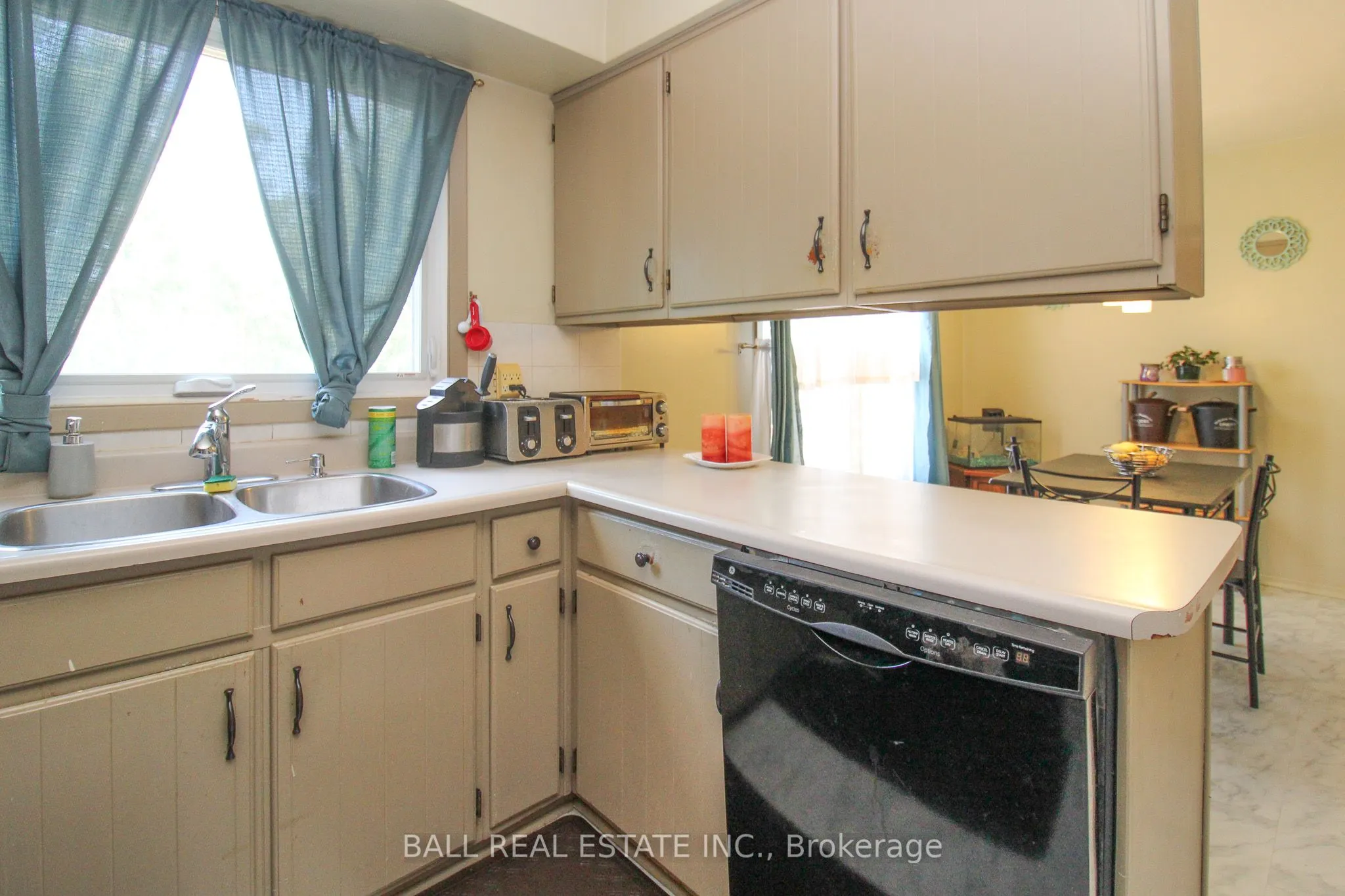 1305 Bridle Drive