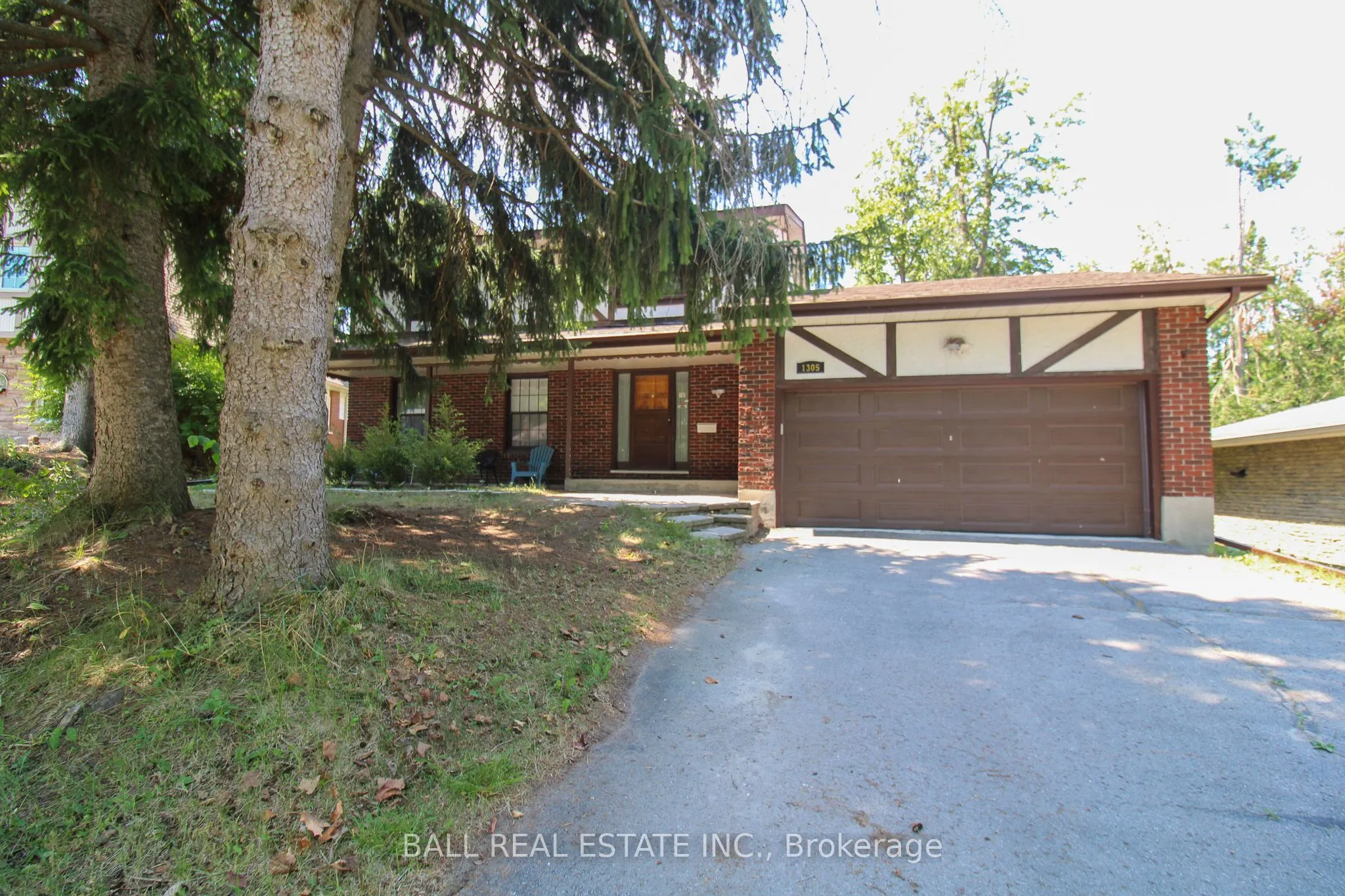 1305 Bridle Drive