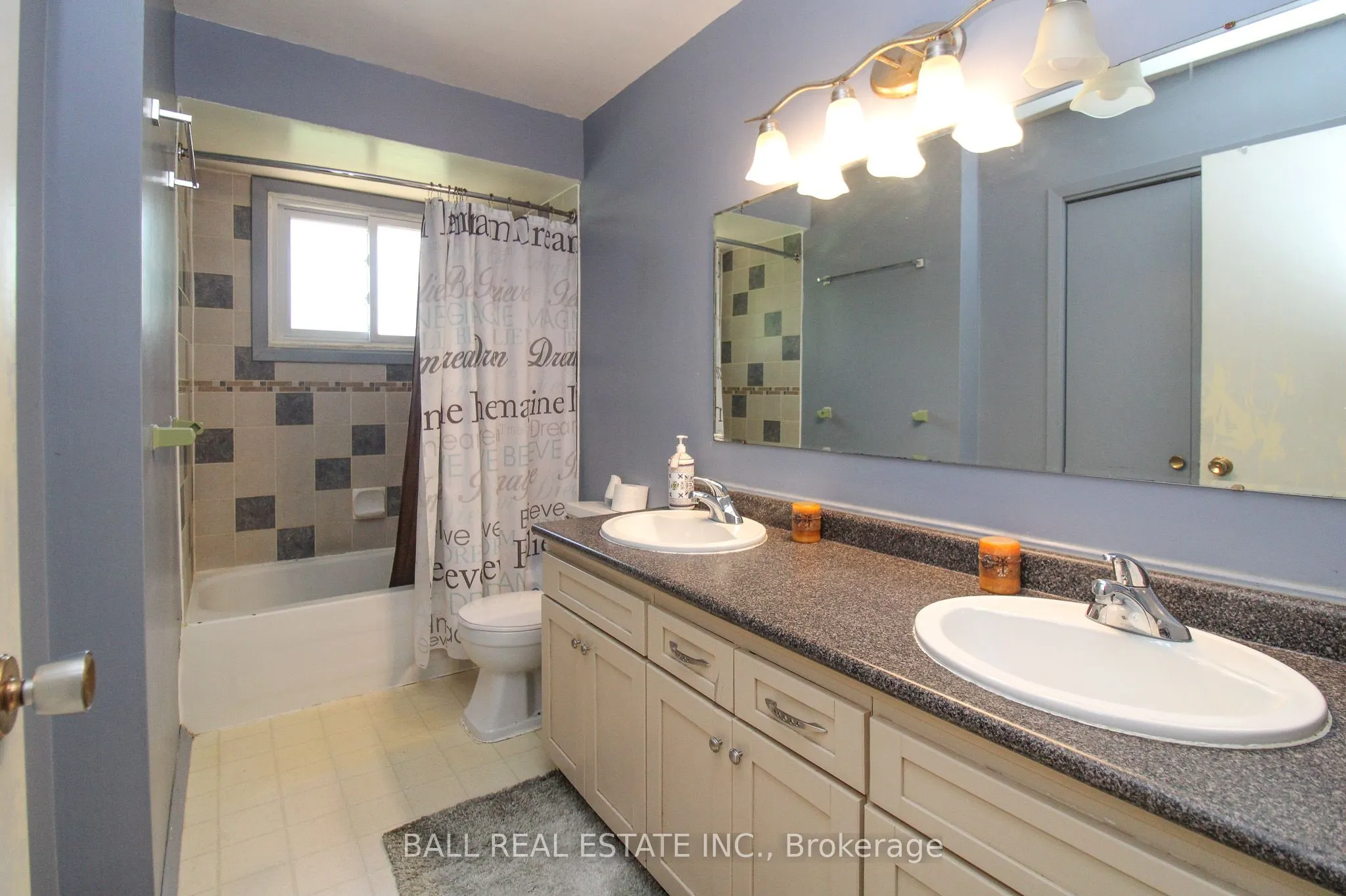 1305 Bridle Drive