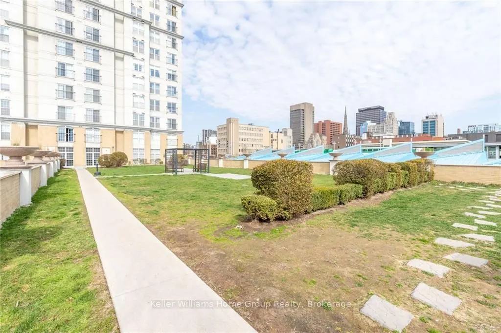 135 James Street S, #209