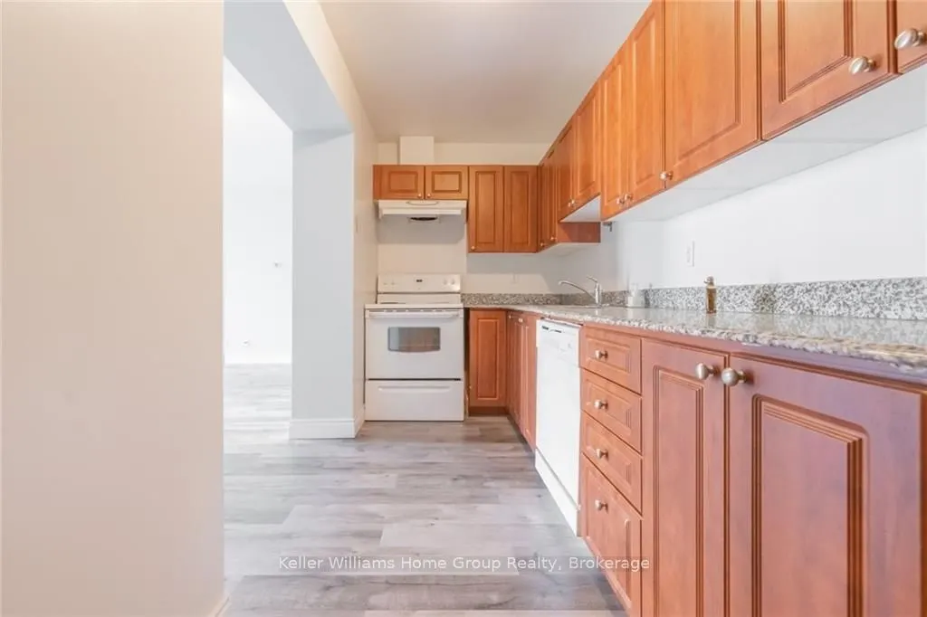 135 James Street S, #209