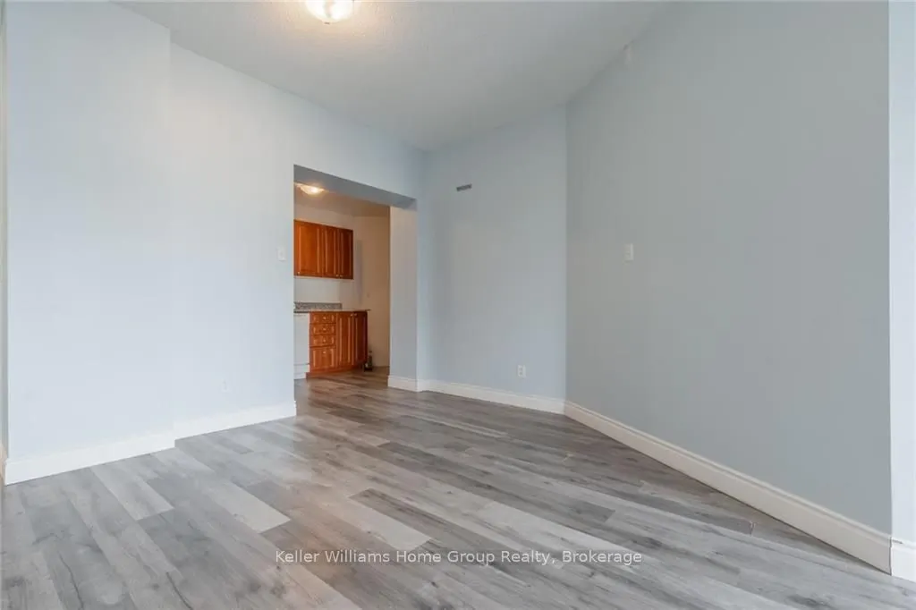 135 James Street S, #209