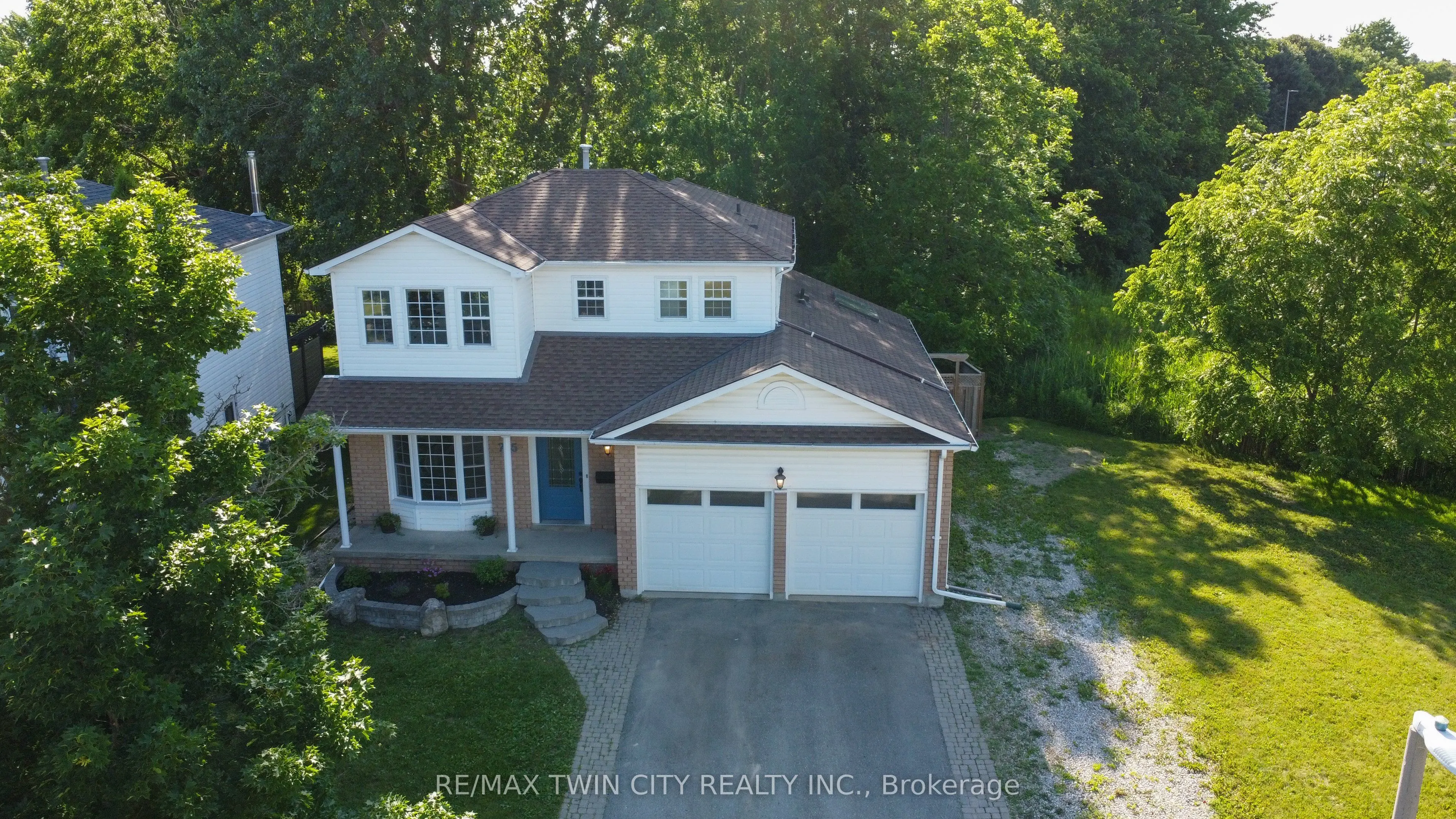 765 Woodhill Drive